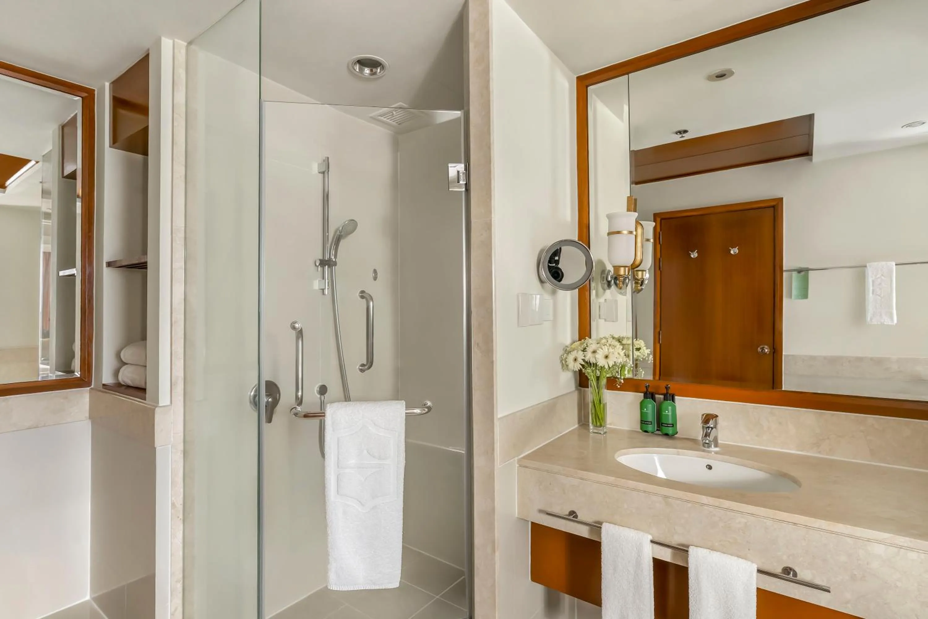 Bathroom in Shangri-La Chiang Mai