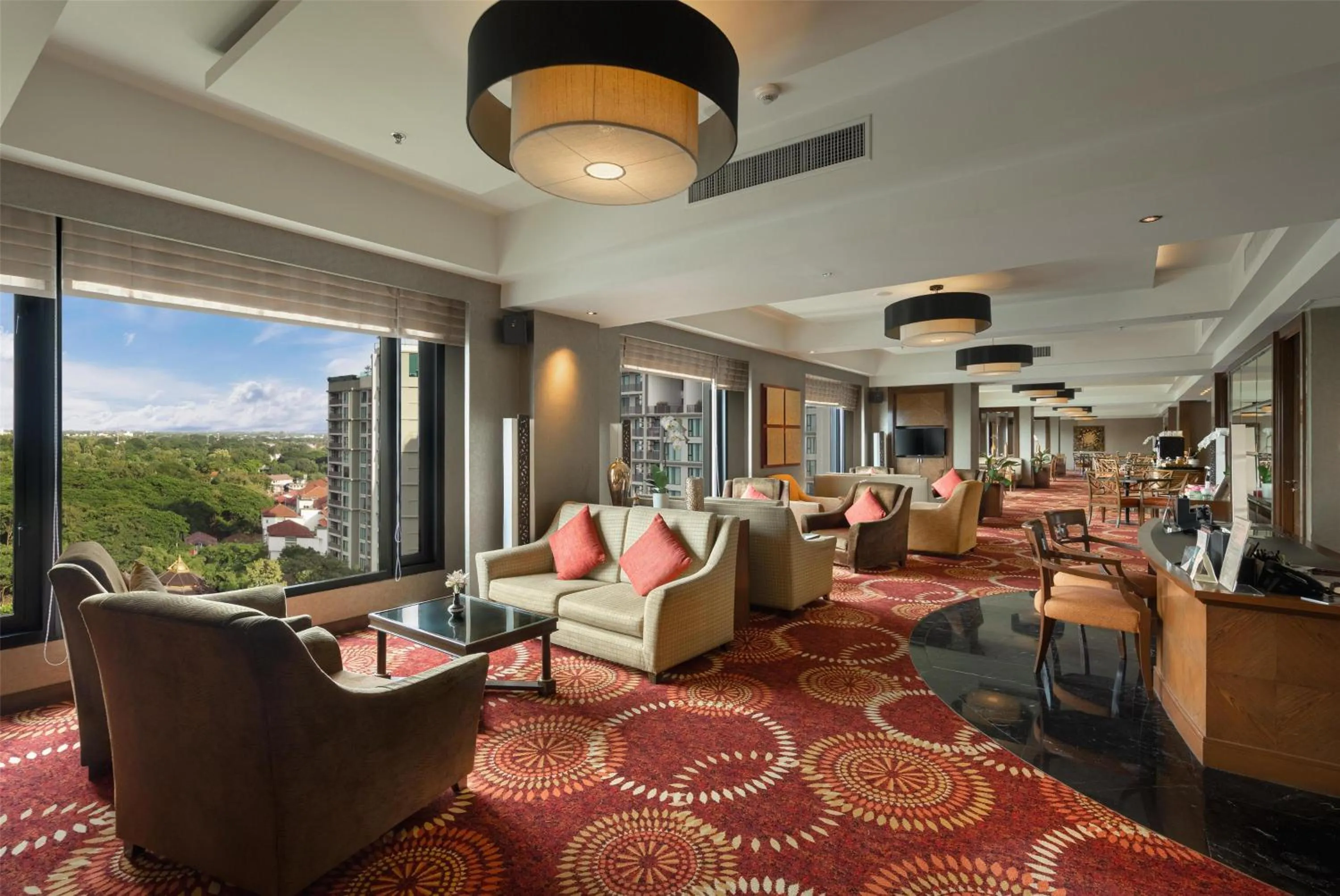 Lounge or bar in Shangri-La Chiang Mai