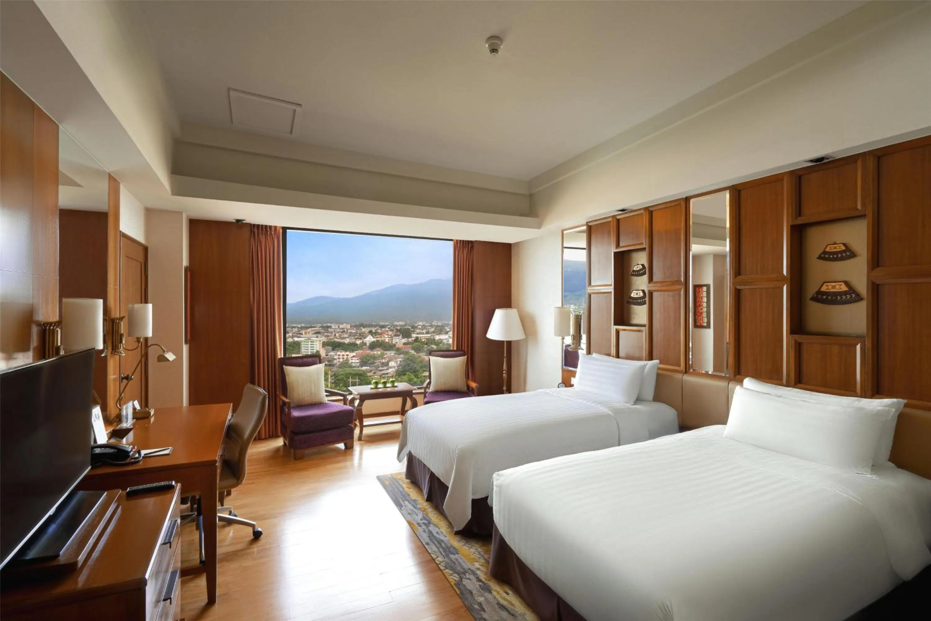 Bedroom, Bed in Shangri-La Chiang Mai