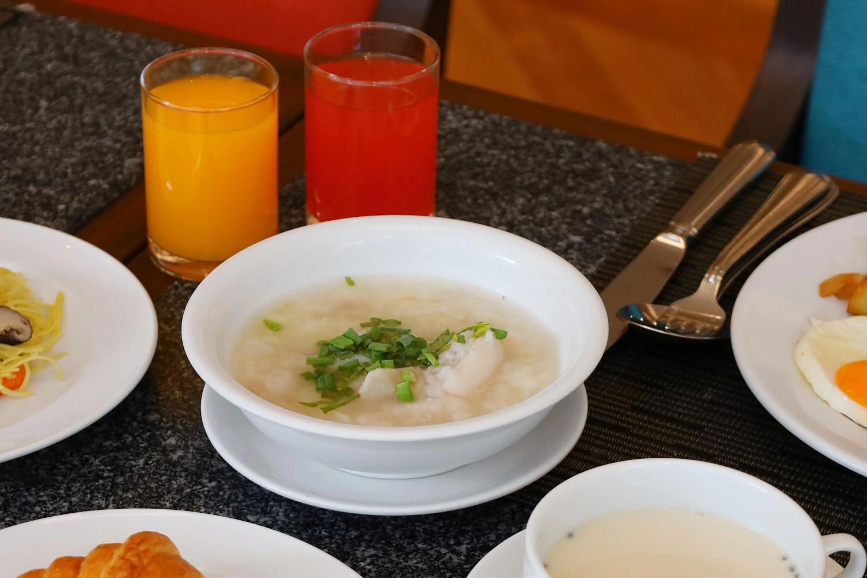 Breakfast in Century Park Hotel