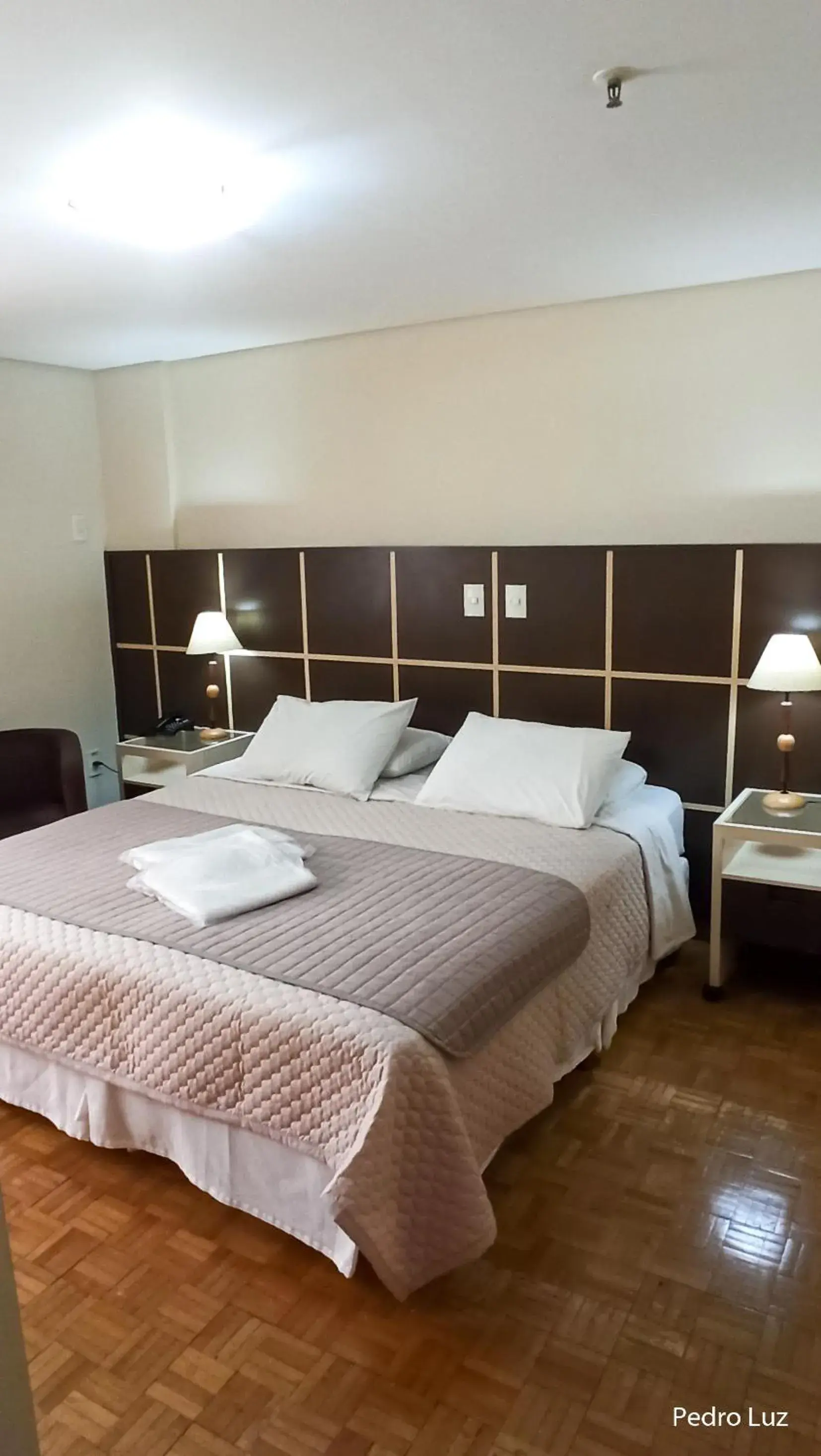 Deluxe Double Room with Bath - single occupancy in River Park Hotel Deluxe Double Room with Bath - single occupancy in River Park Hotel