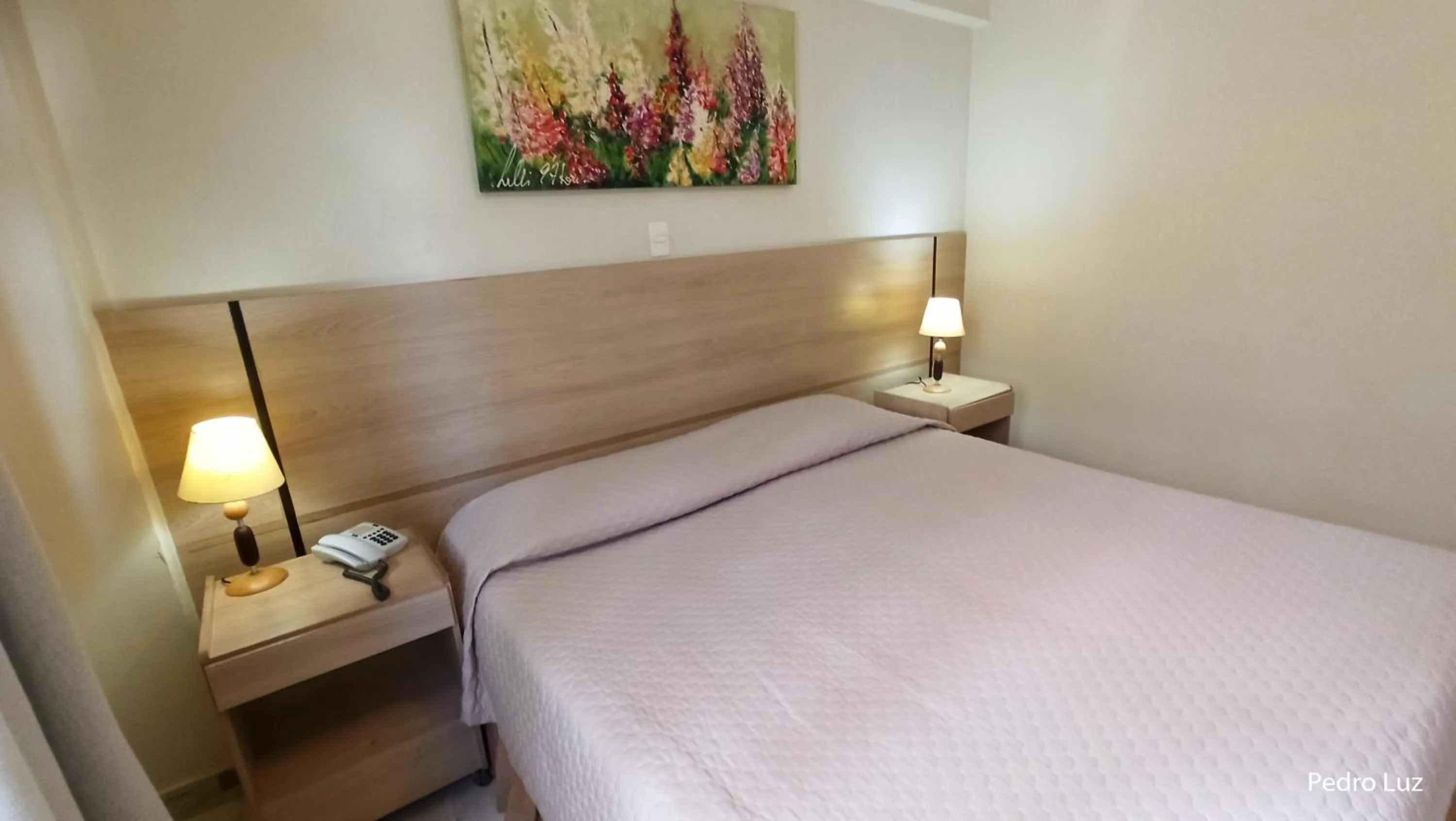 Bedroom, Bed in River Park Hotel