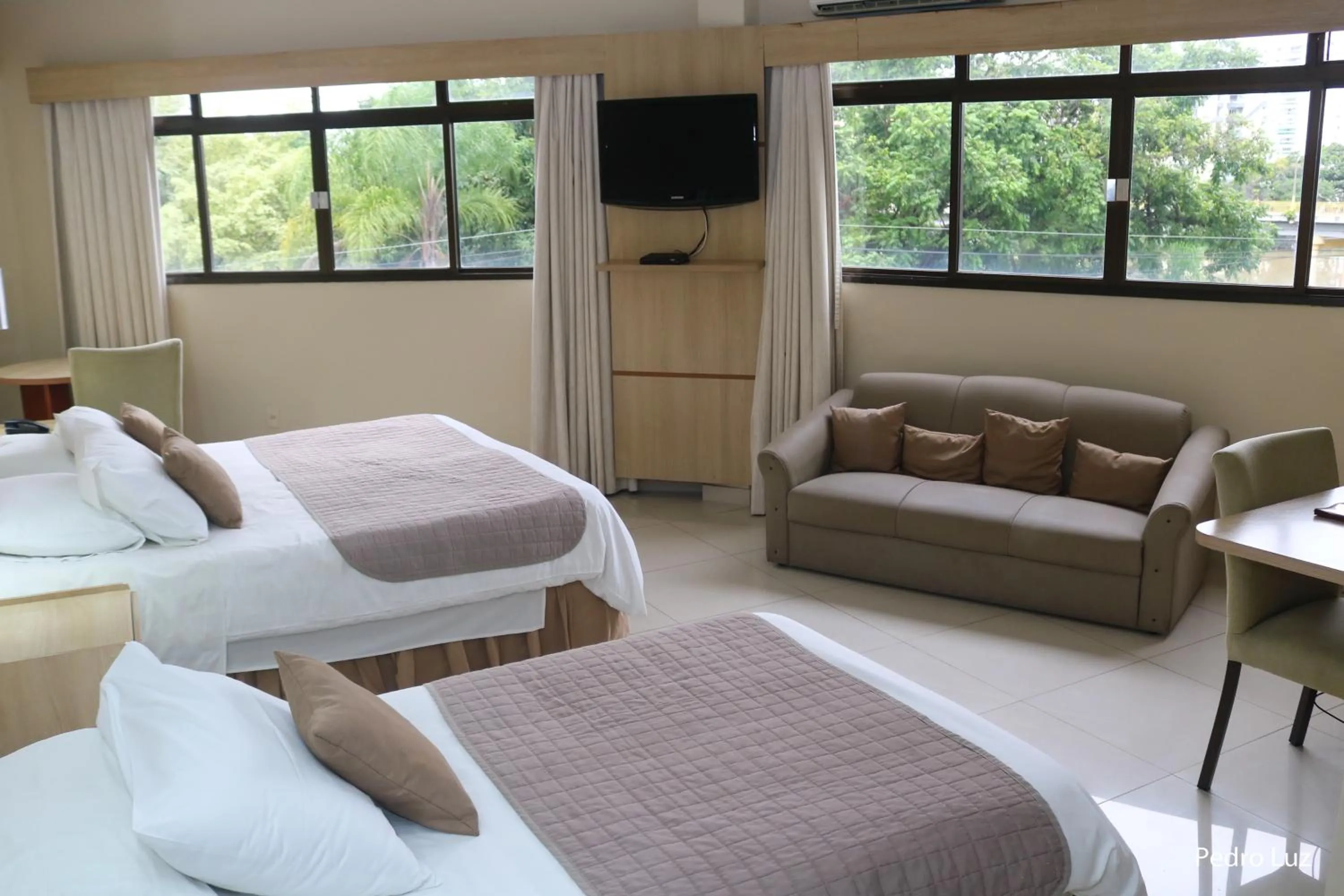 Bed in River Park Hotel