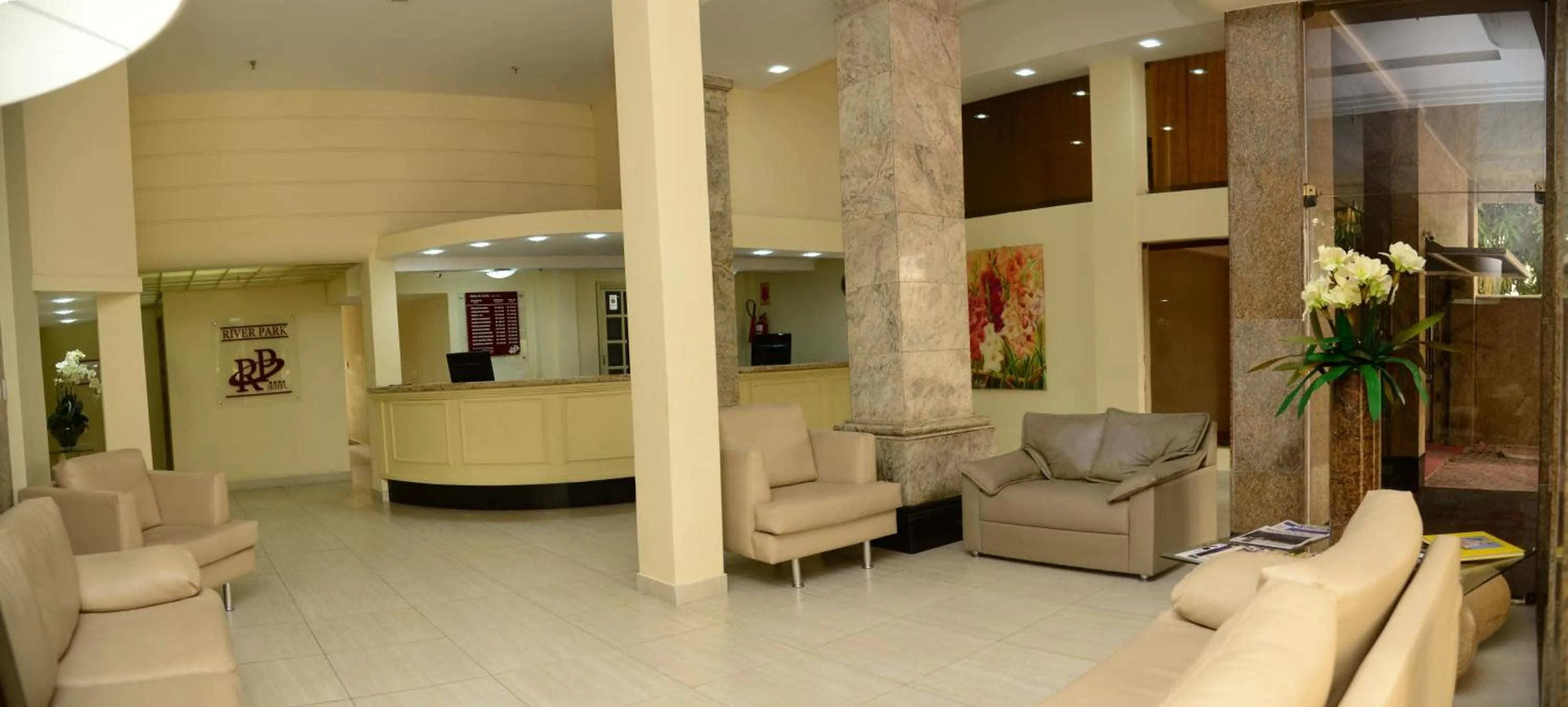 Area and facilities in River Park Hotel