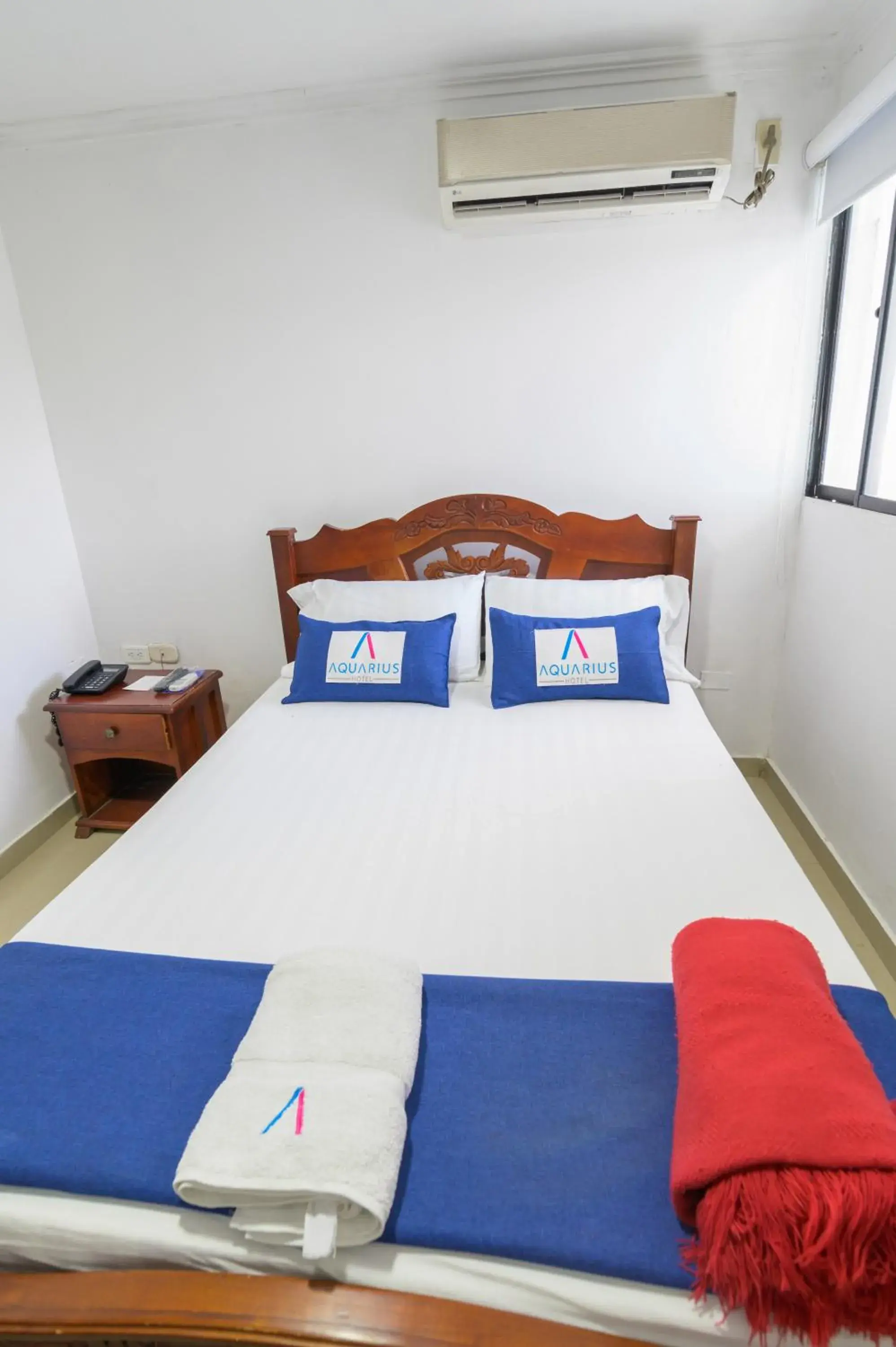 Economy Double Room in Hotel Aquarius Economy Double Room in Hotel Aquarius