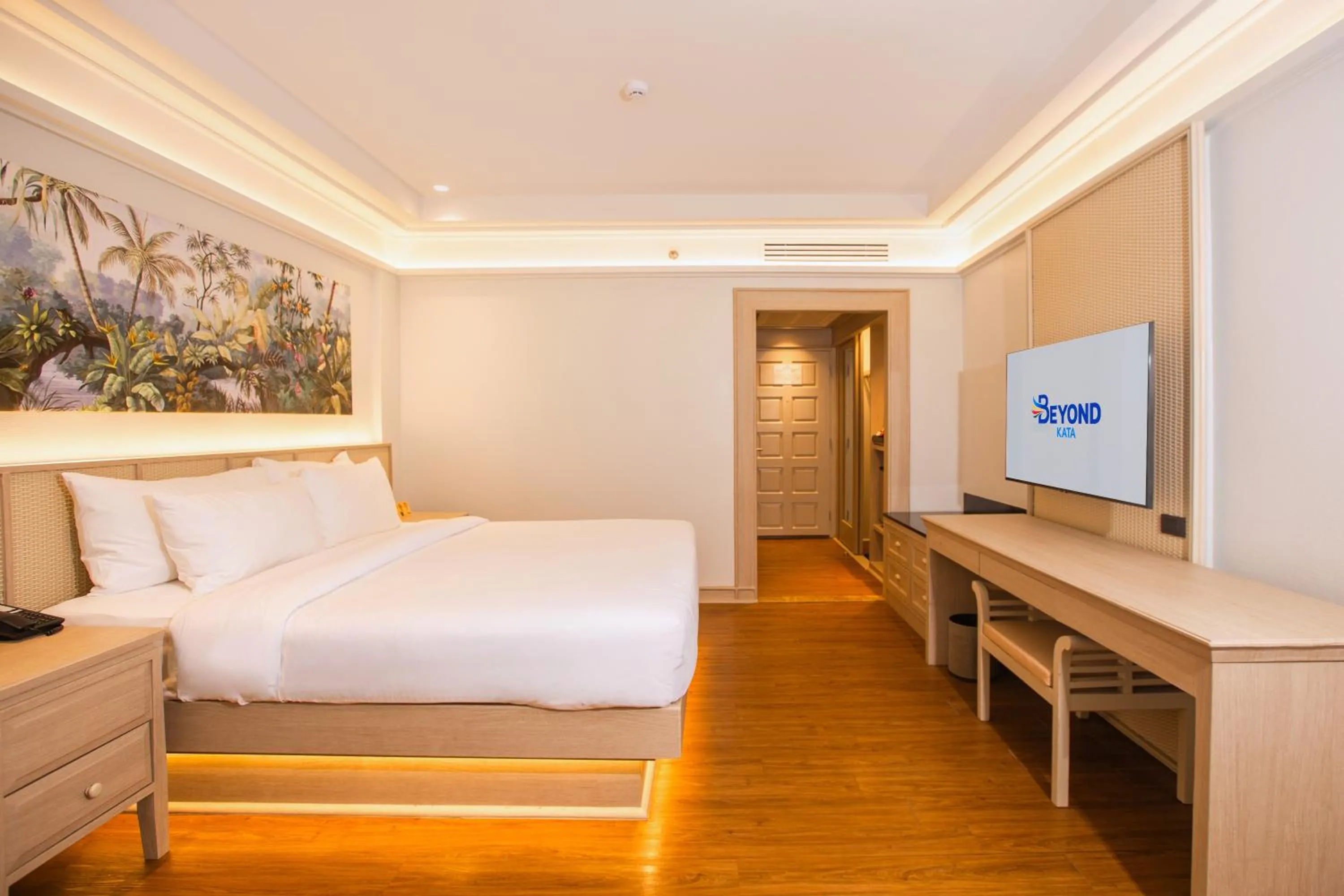 Photo of the whole room, Bed in Beyond Kata