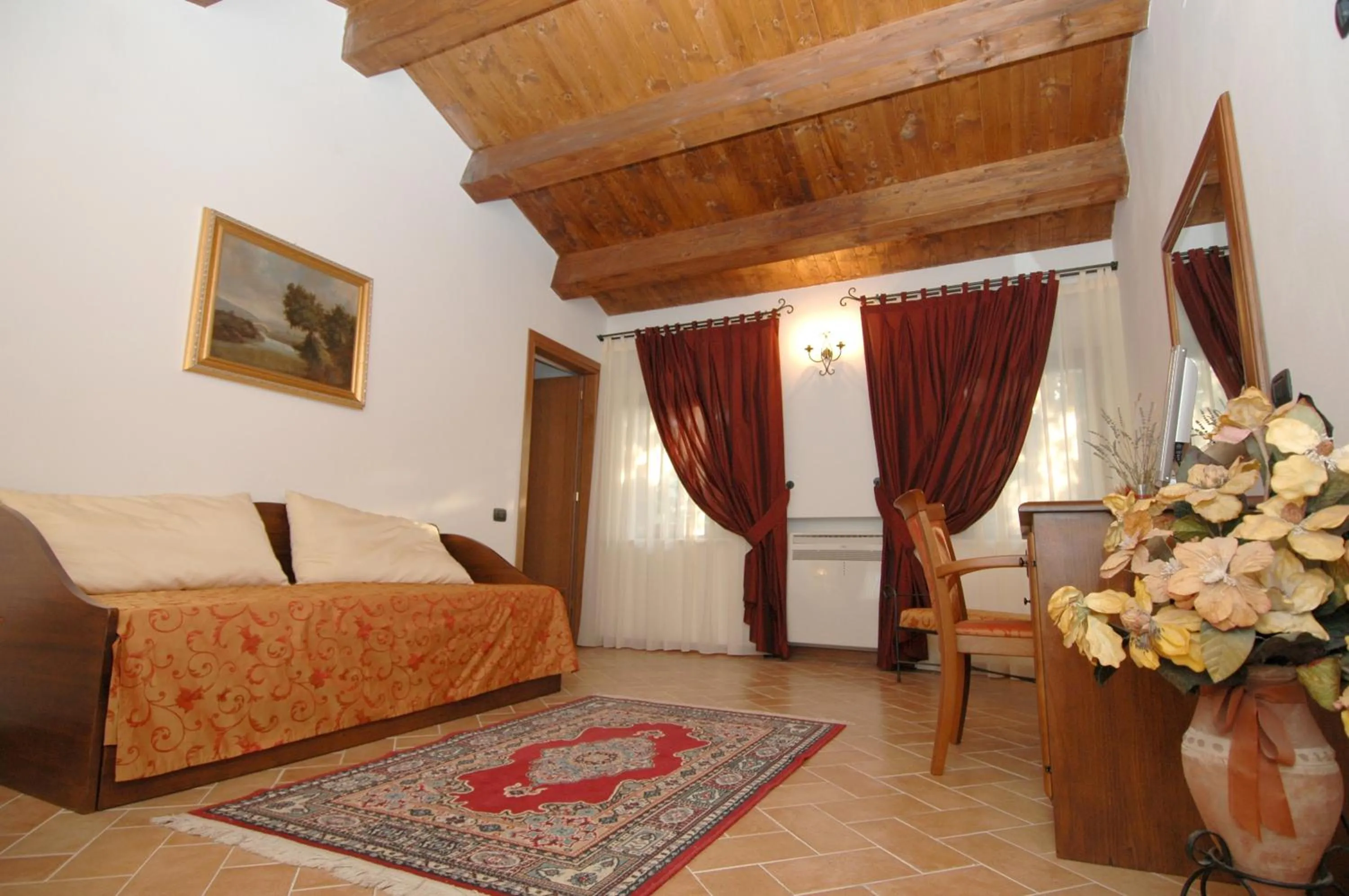 Photo of the whole room, Bed in Colleverde Country House & SPA Urbino