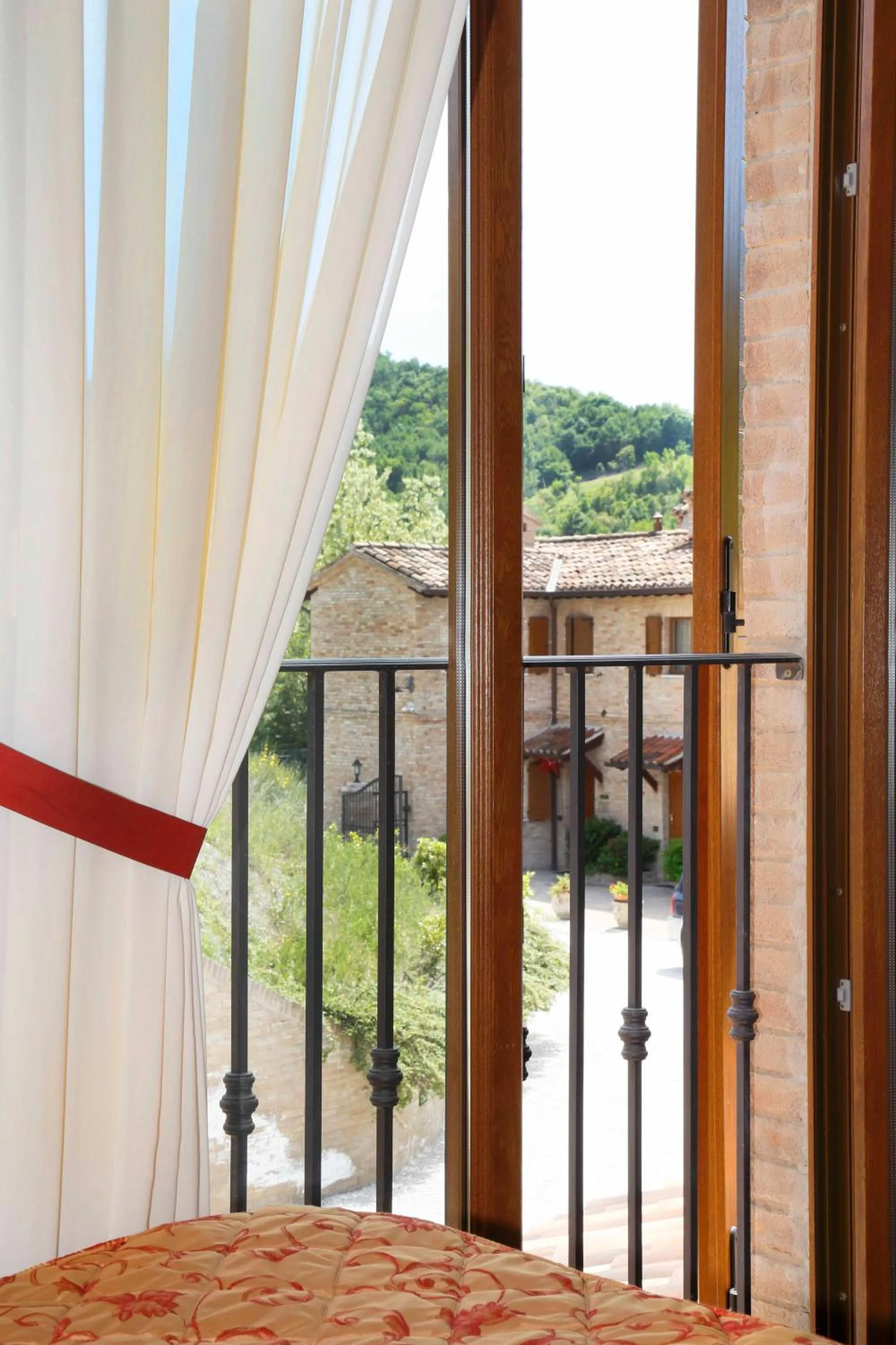 Garden view in Colleverde Country House & SPA Urbino