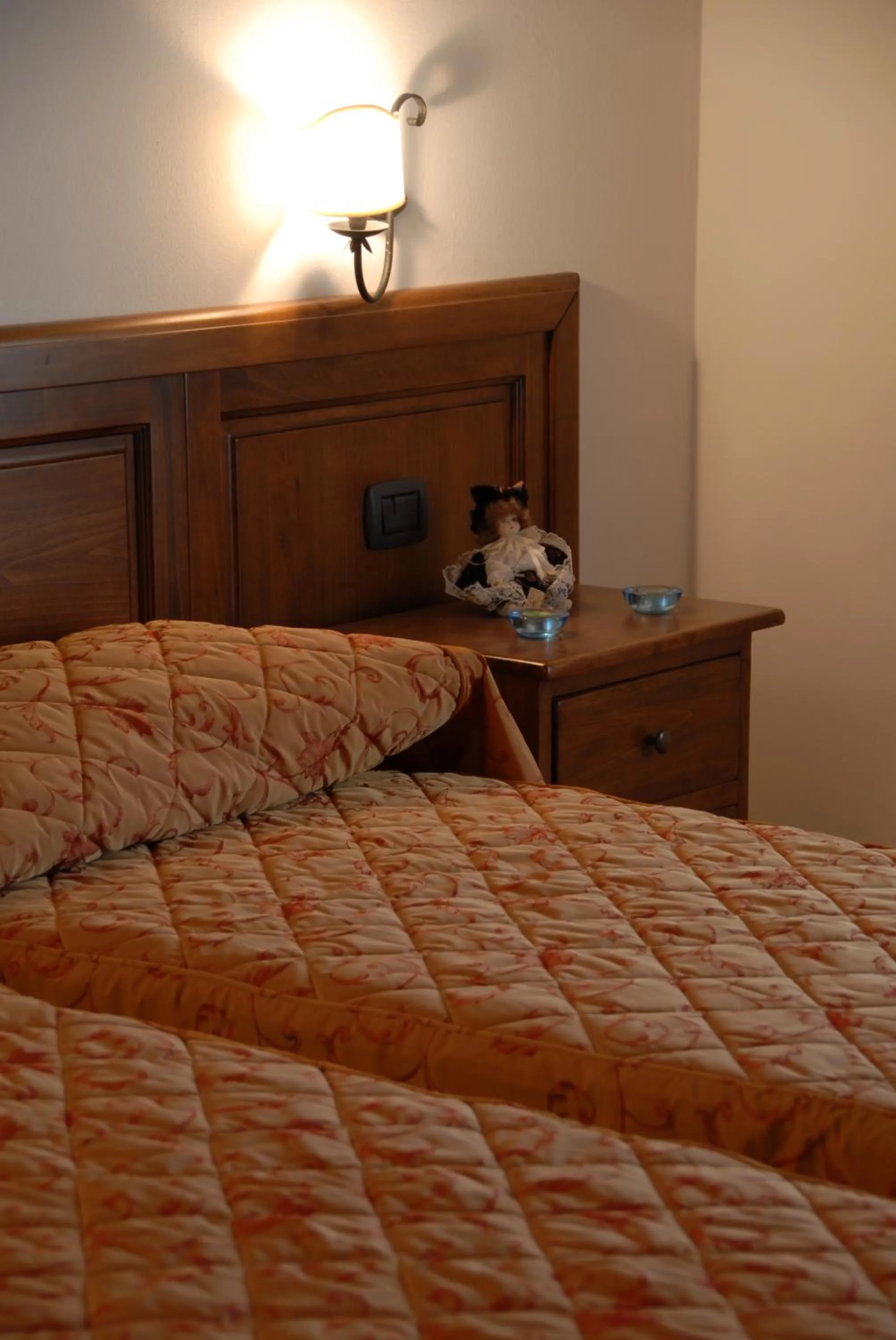 Decorative detail, Bed in Colleverde Country House & SPA Urbino