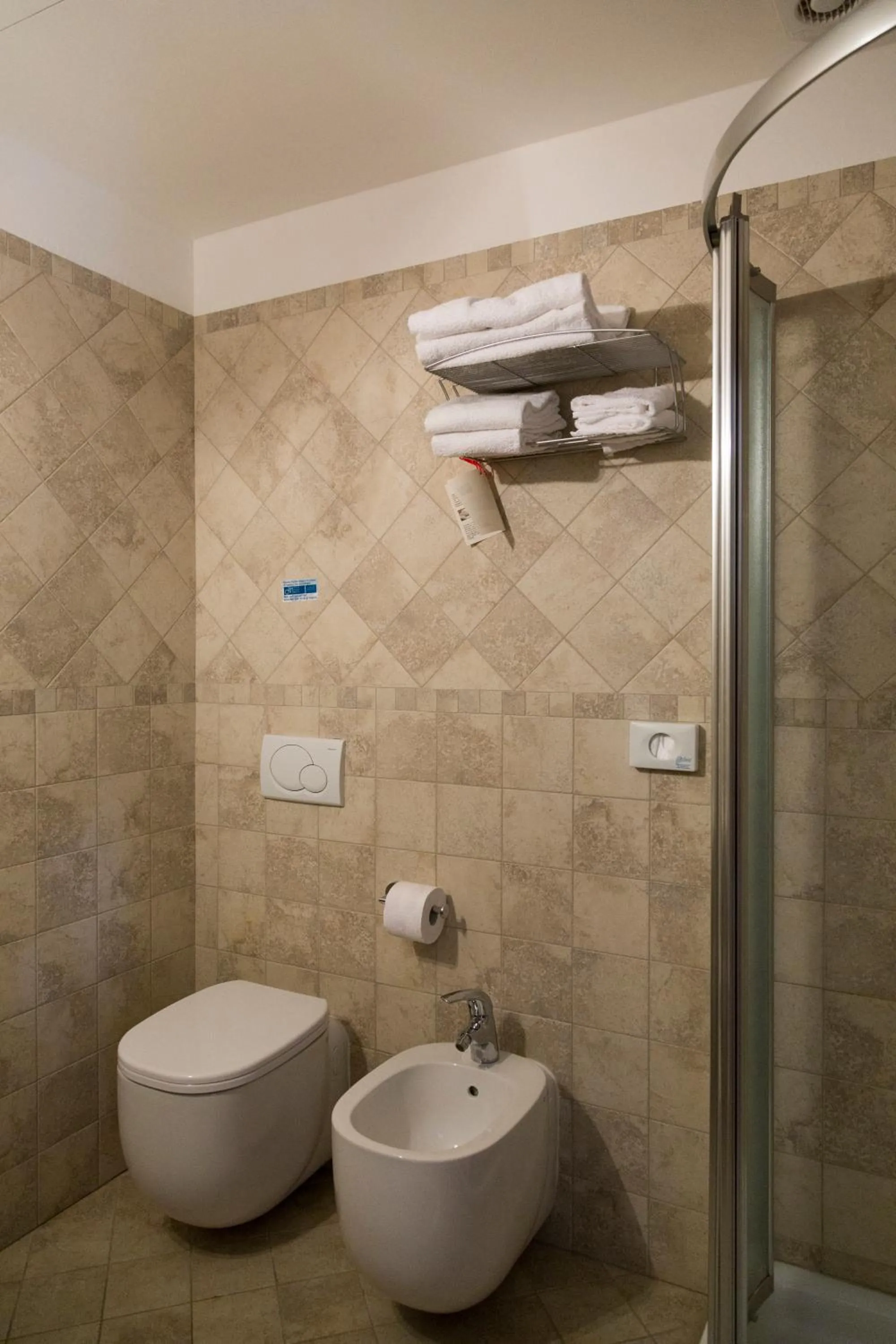 Bathroom in Colleverde Country House & SPA Urbino