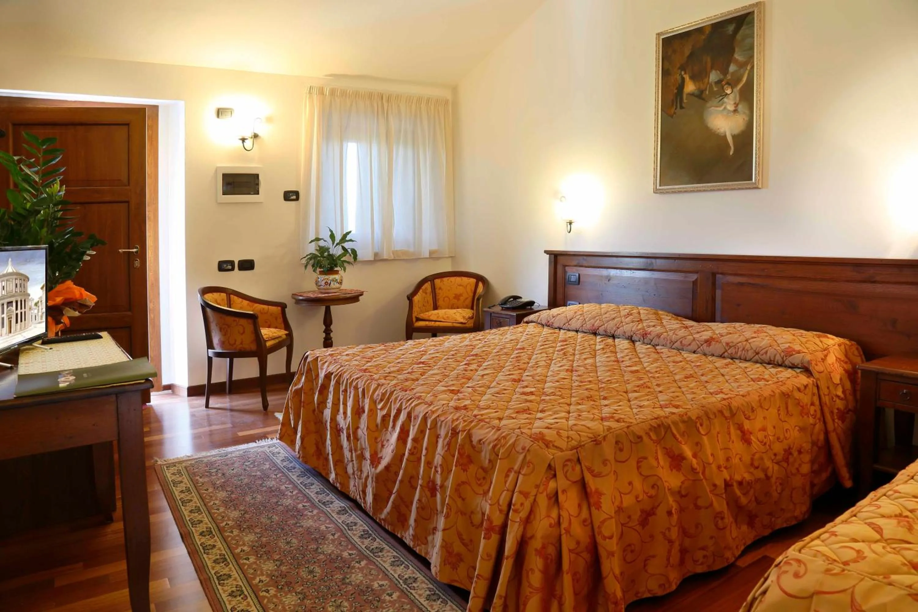 Photo of the whole room, Bed in Colleverde Country House & SPA Urbino