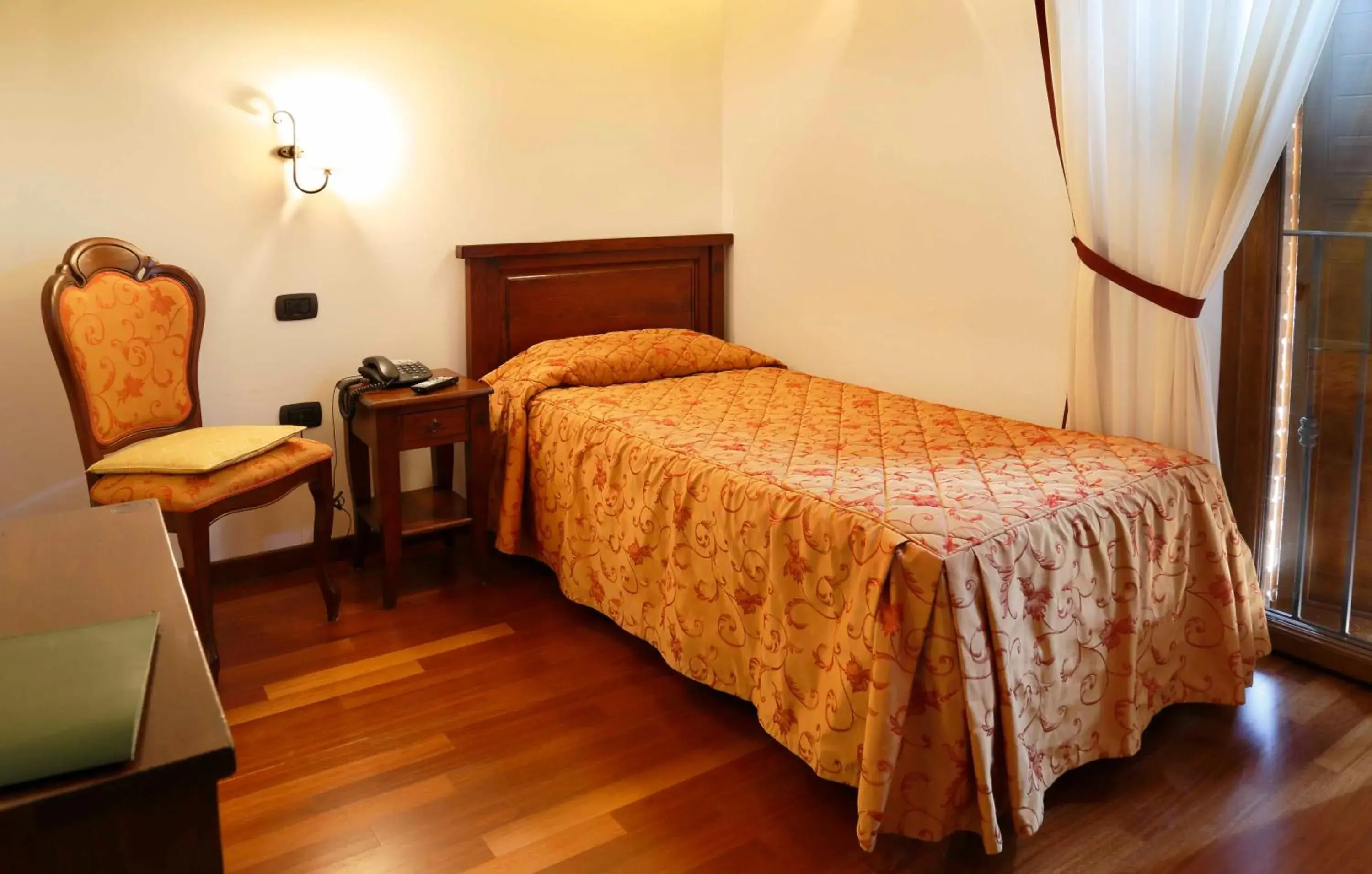 Single Room in Colleverde Country House & SPA Urbino Single Room in Colleverde Country House & SPA Urbino