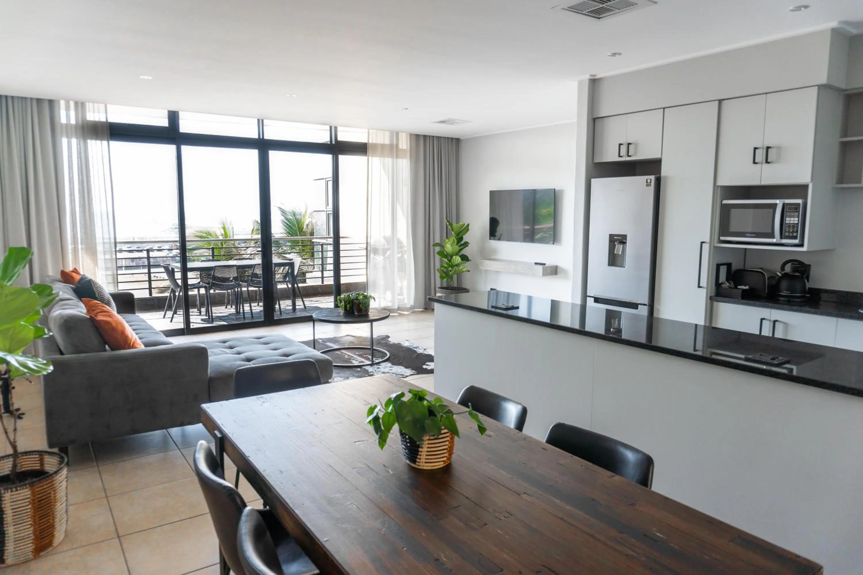 Living room in Point Waterfront Apartments
