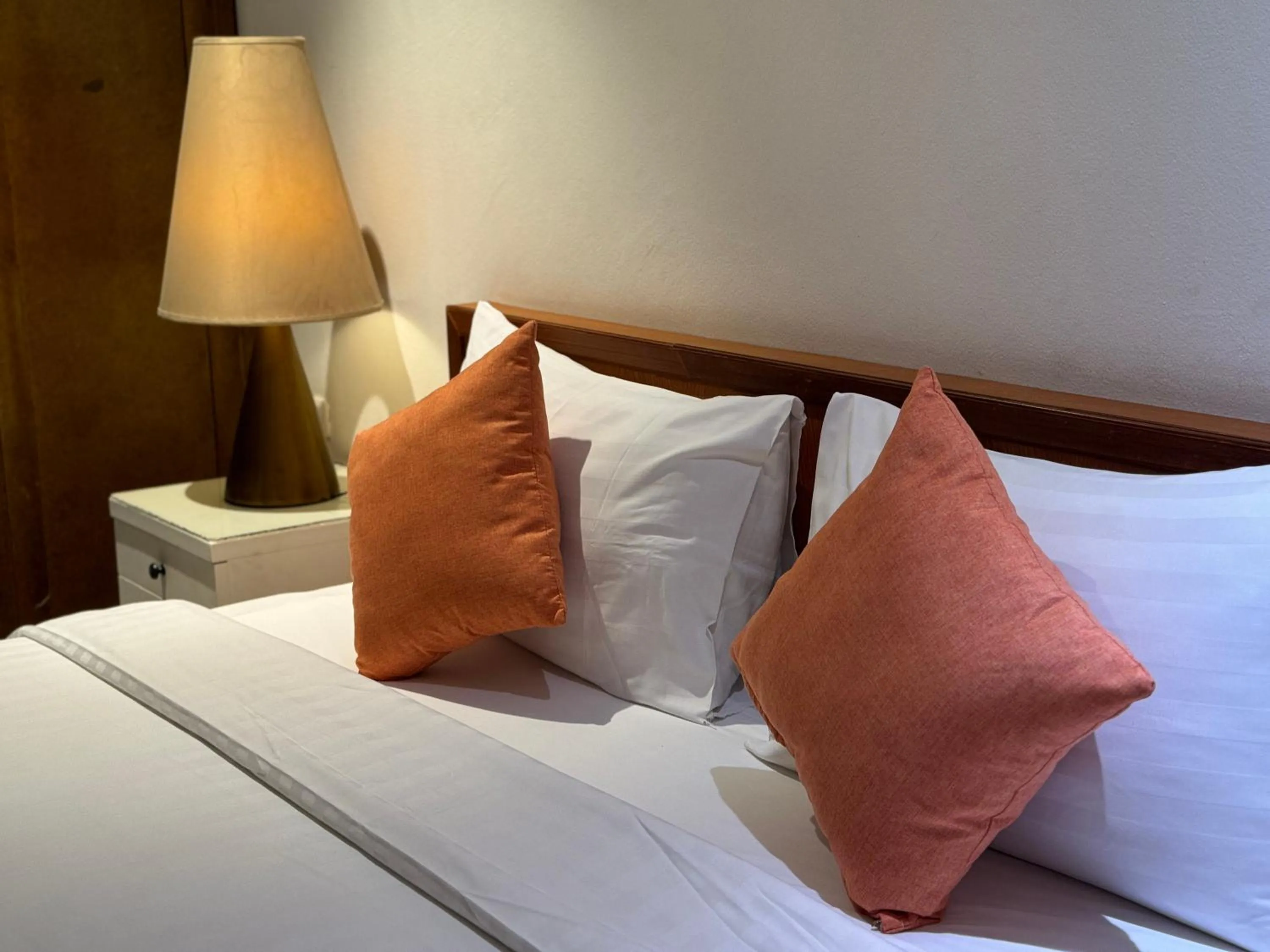 Bed in JL Bangkok Hotel