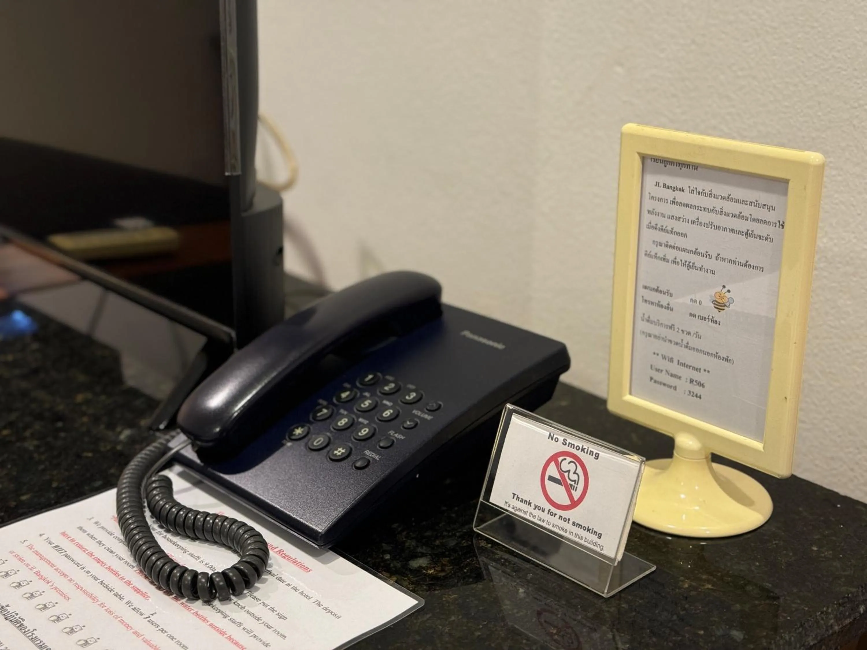 Area and facilities in JL Bangkok Hotel