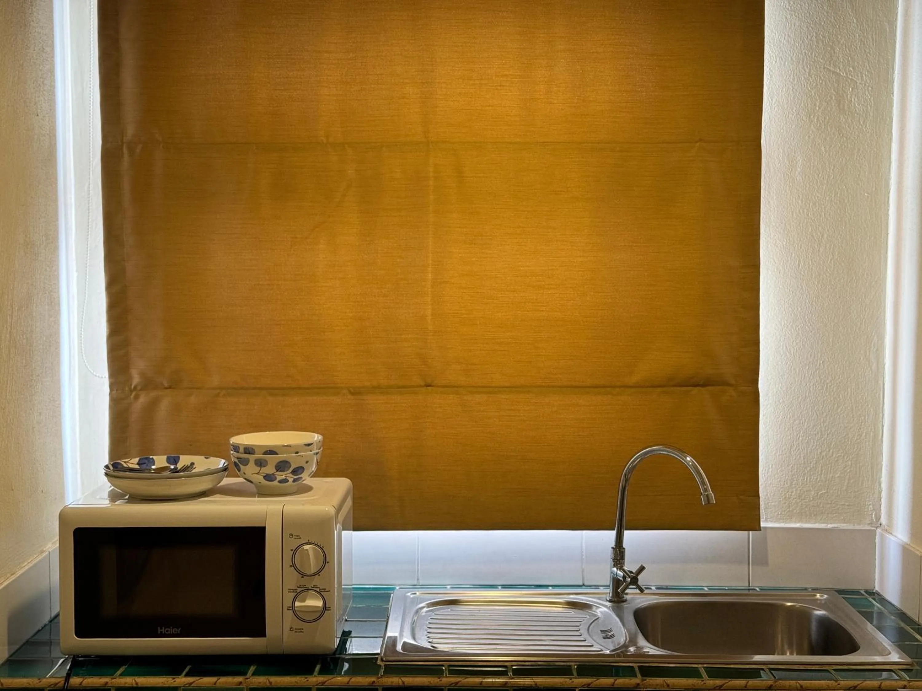 Kitchen or kitchenette in JL Bangkok Hotel