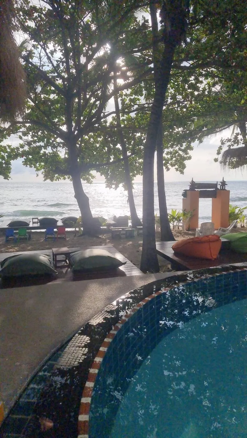 Pool view in The Hideaway Pariya Haad Yuan Ko Pha-ngan