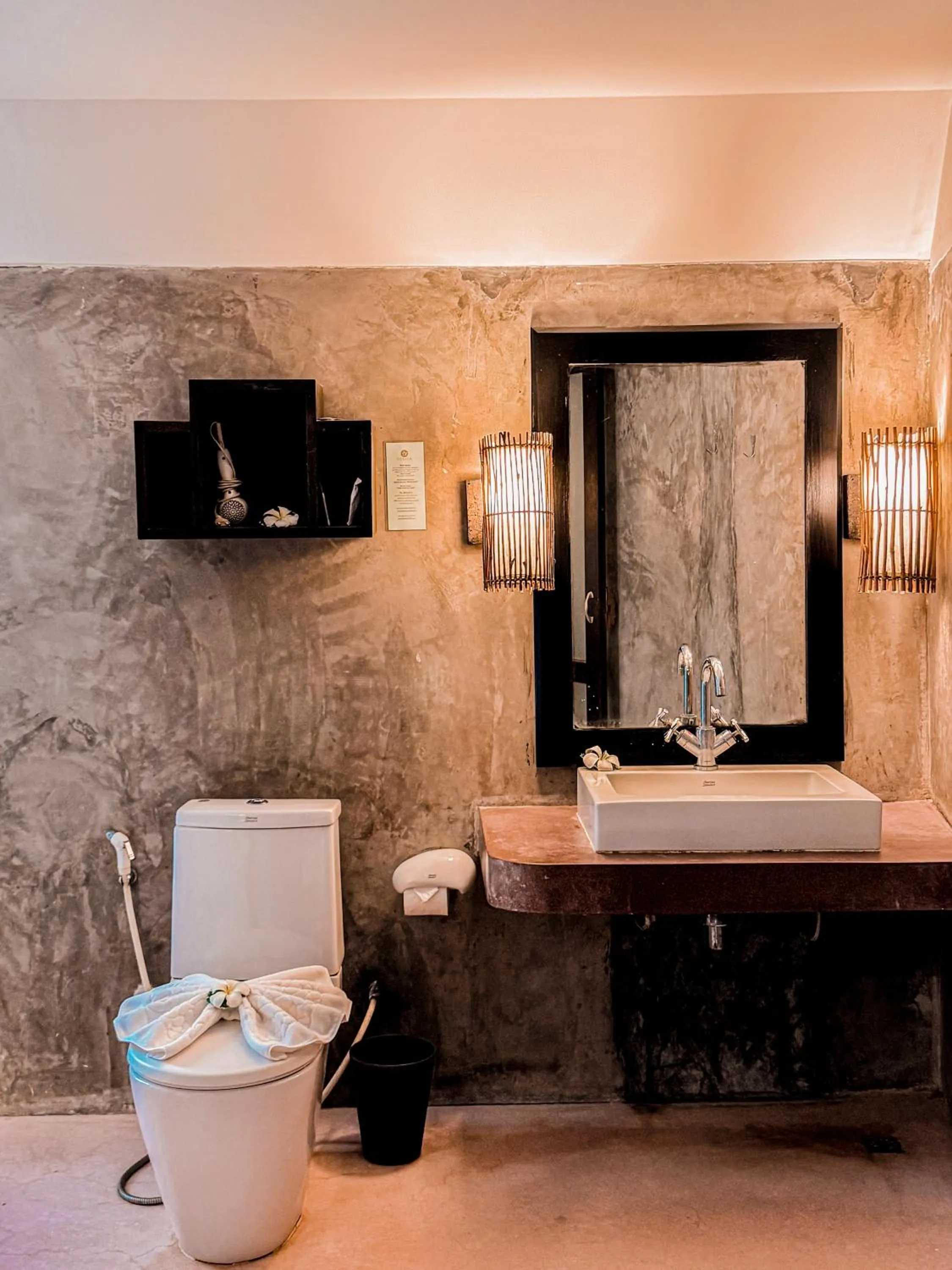 Bathroom in The Hideaway Pariya Haad Yuan Ko Pha-ngan