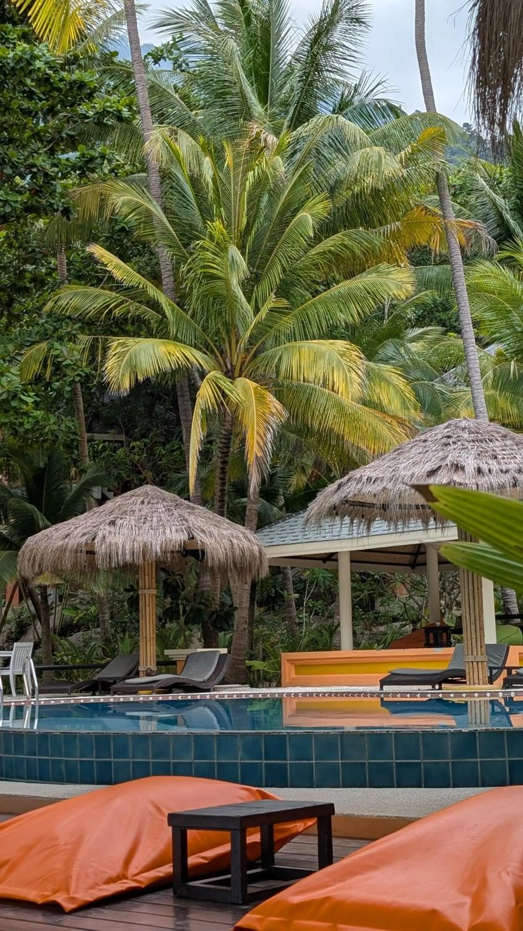 Swimming pool in The Hideaway Pariya Haad Yuan Ko Pha-ngan