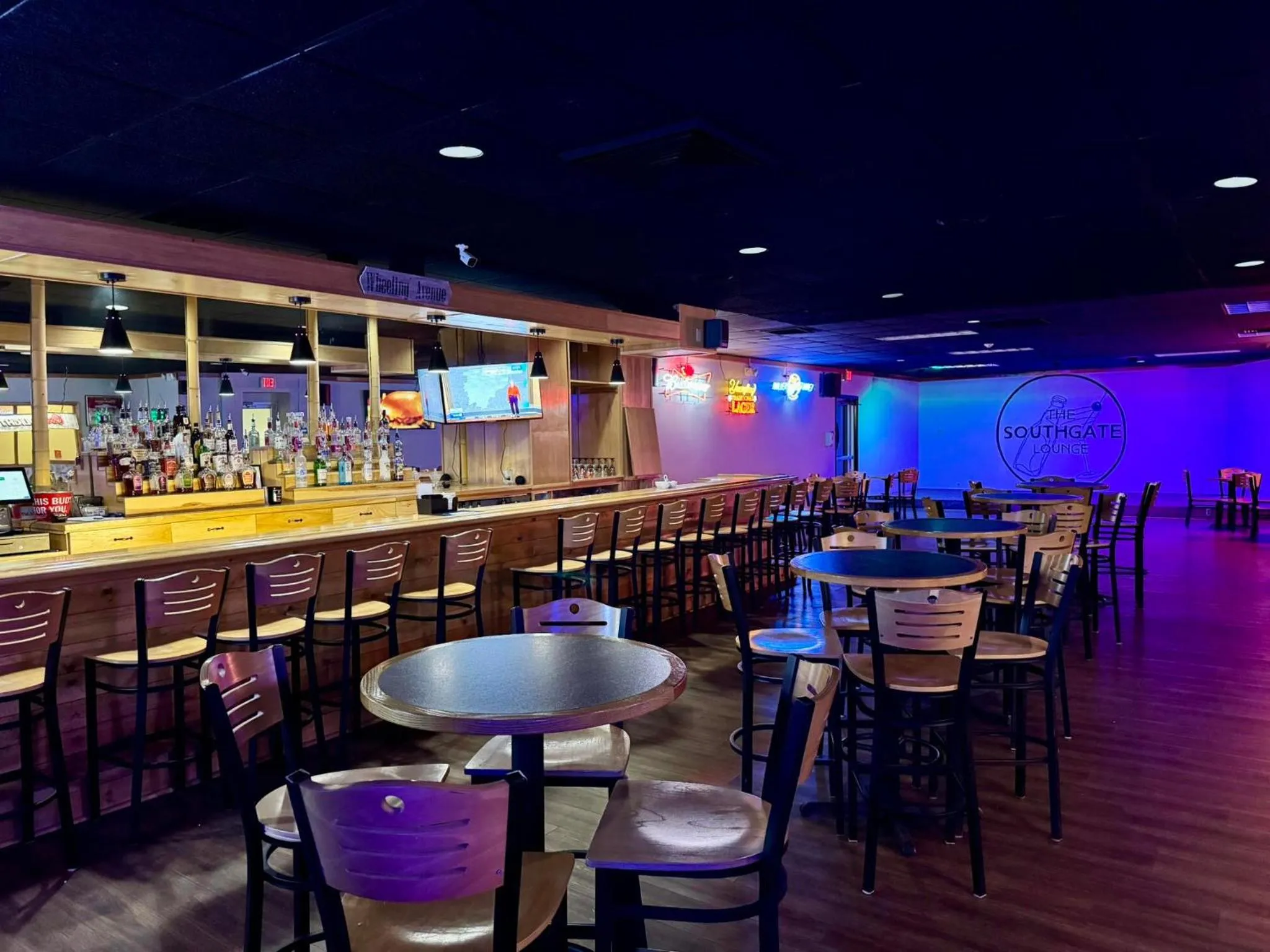 Lounge or bar in Red Roof Inn Cambridge, OH