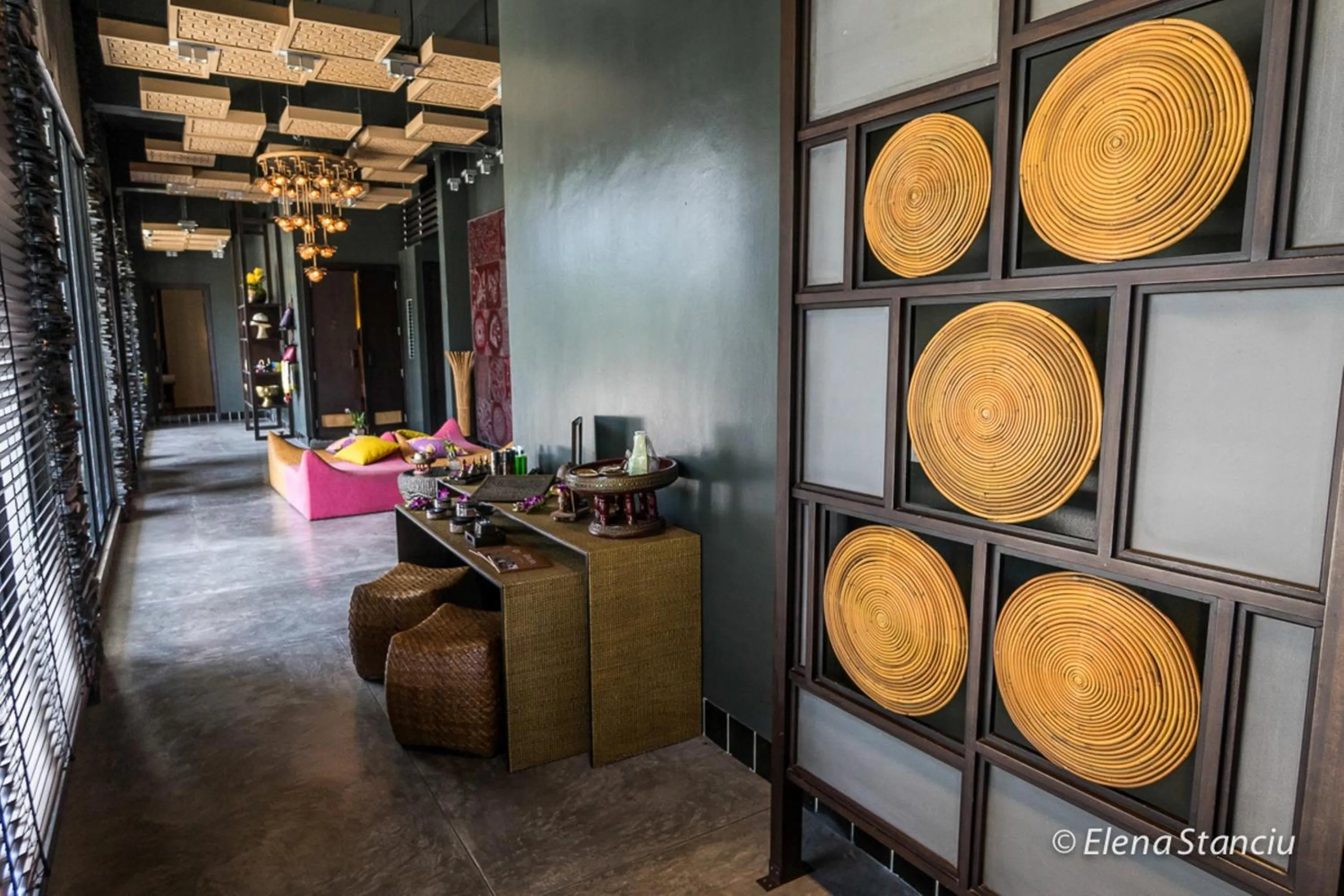 Massage in Sareeraya Villas & Suites