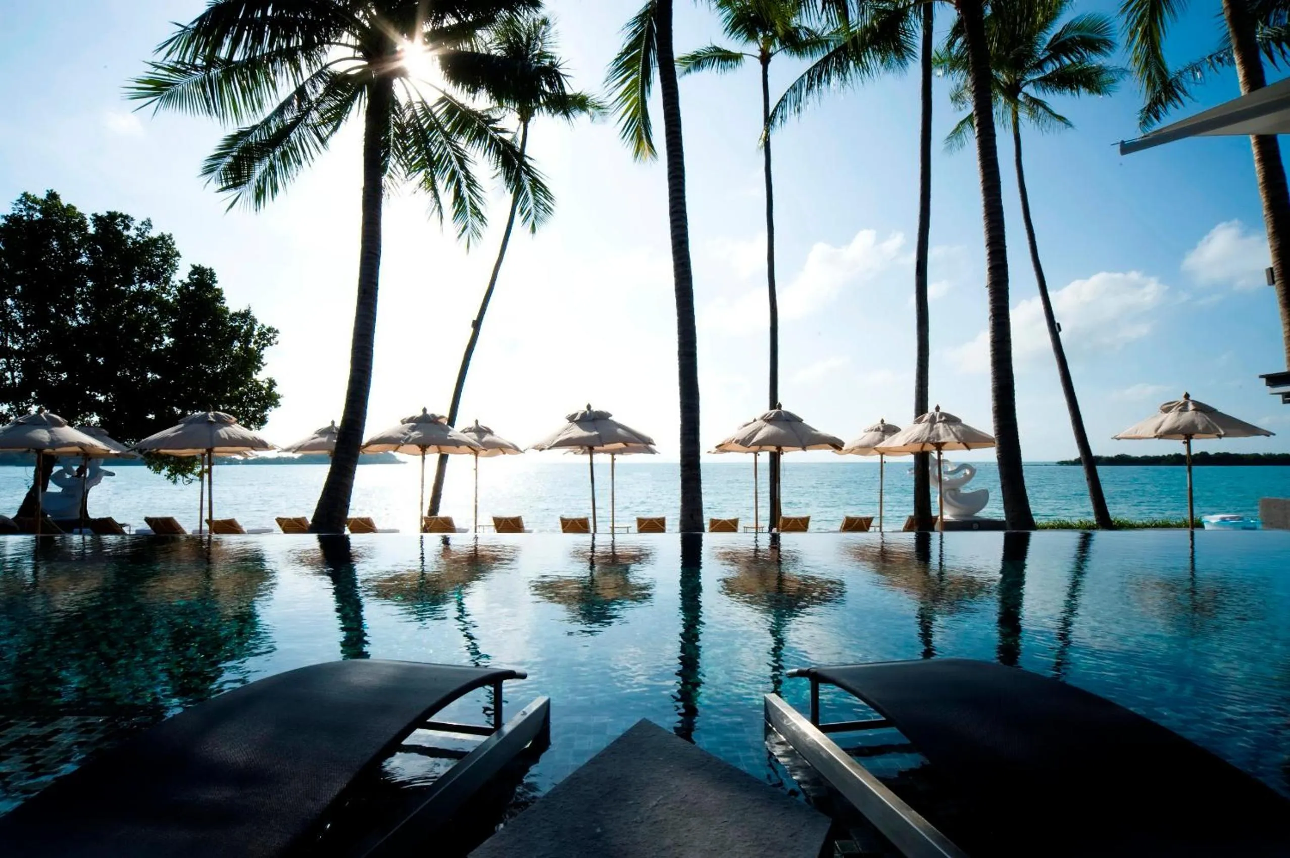 Swimming pool in Sareeraya Villas & Suites