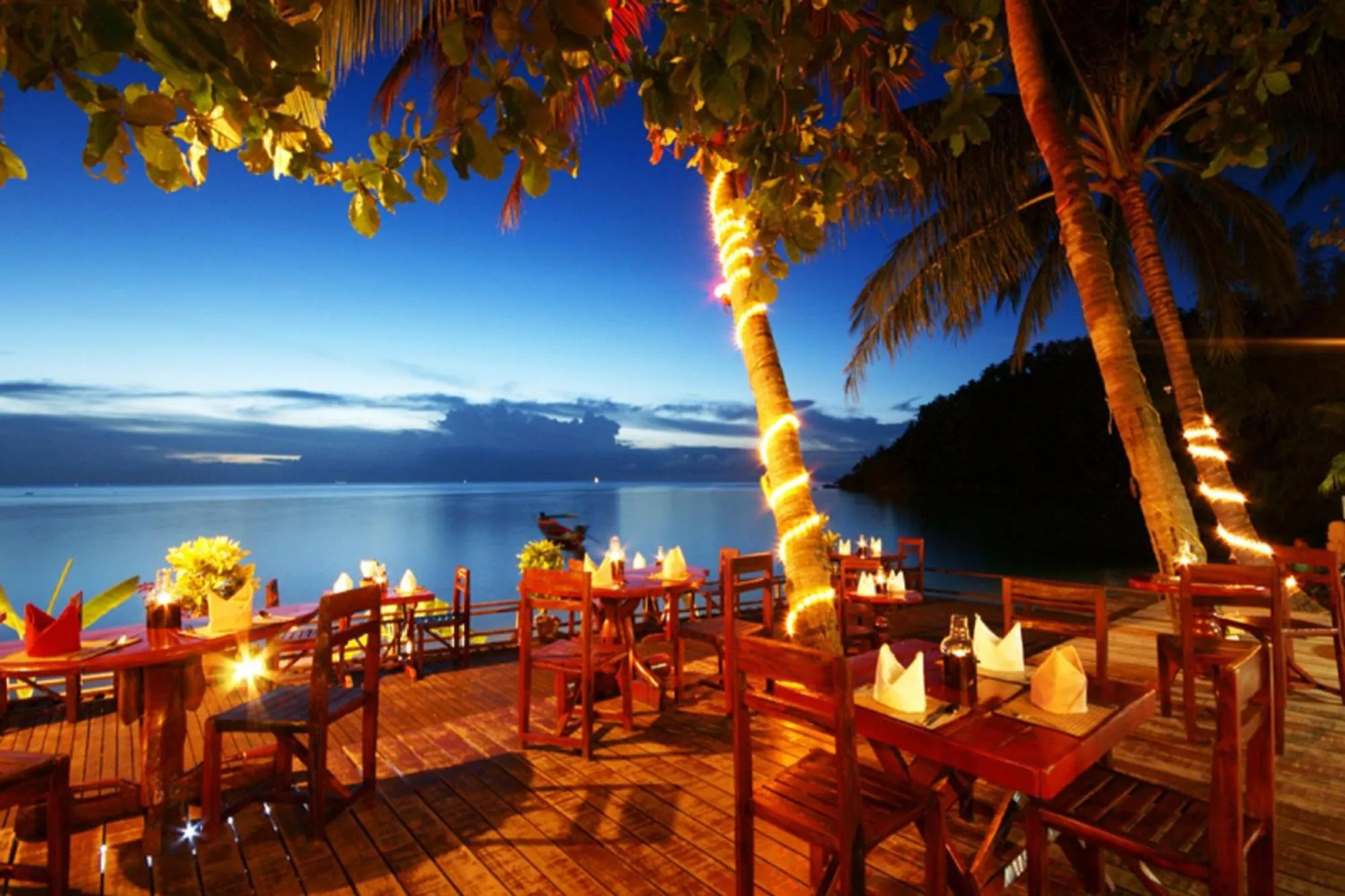 Restaurant/places to eat in Salad Beach Resort - SHA Extra Plus