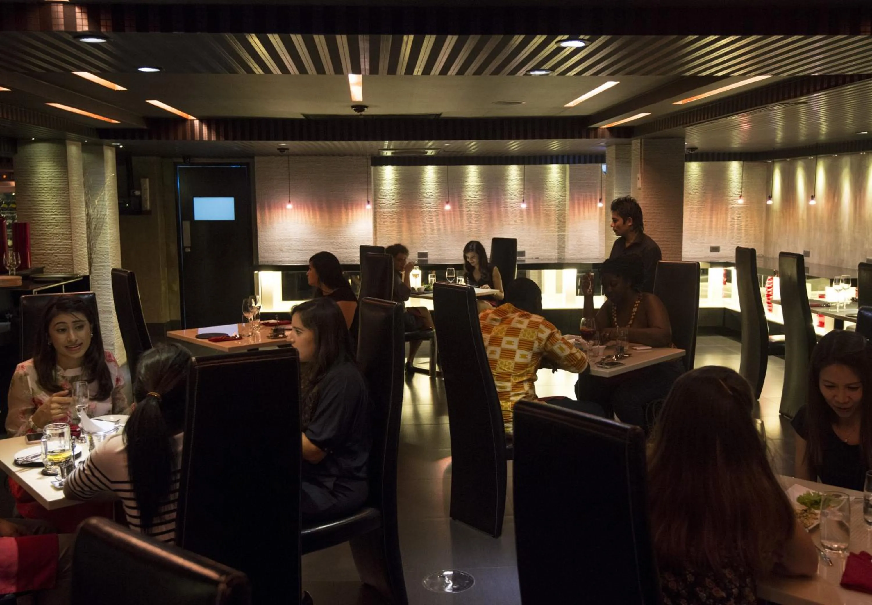 Restaurant/places to eat in Sukhumvit Suites Hotel