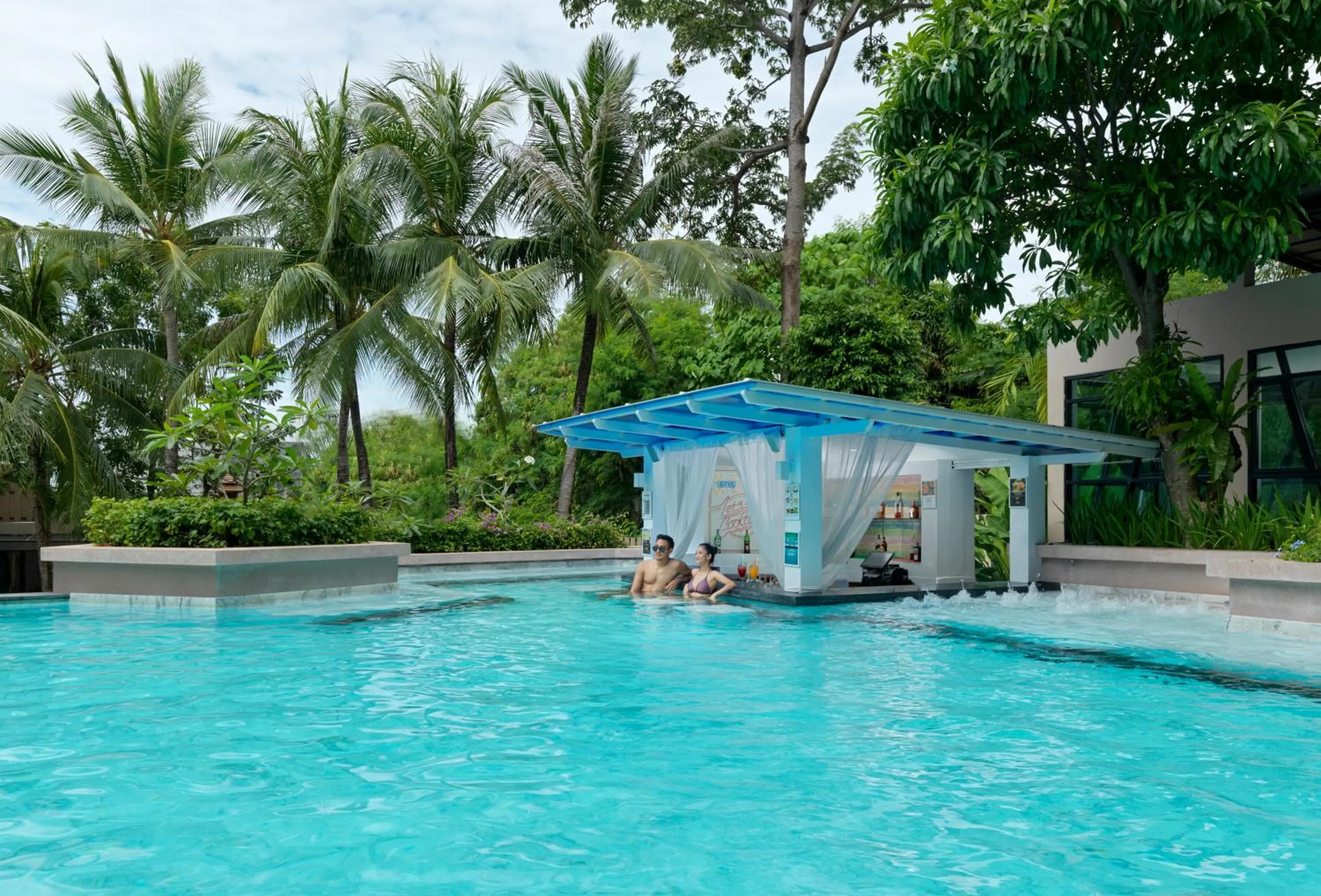 Swimming pool in Novotel Phuket Kata Avista Resort and Spa