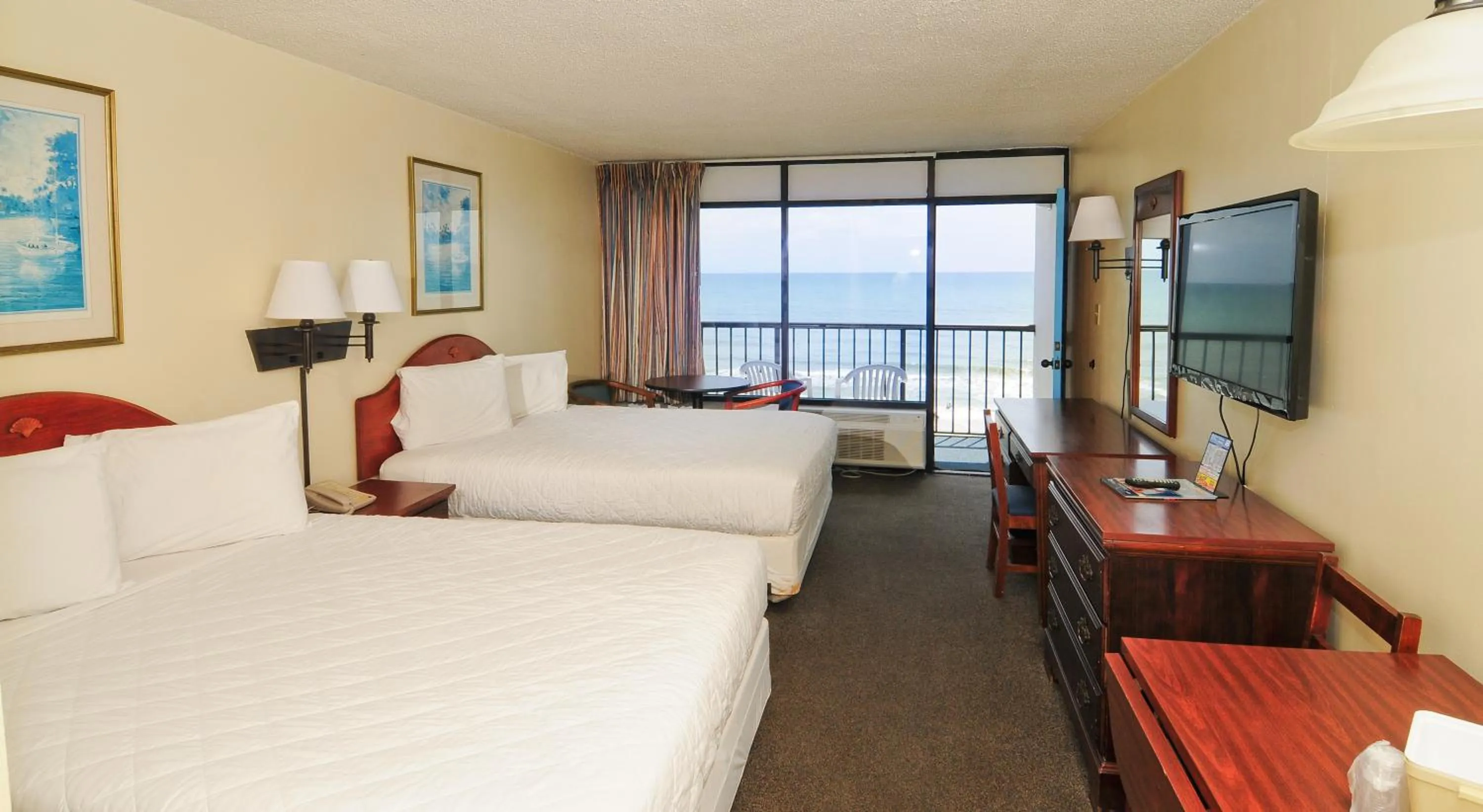 Bed in Holiday Sands South