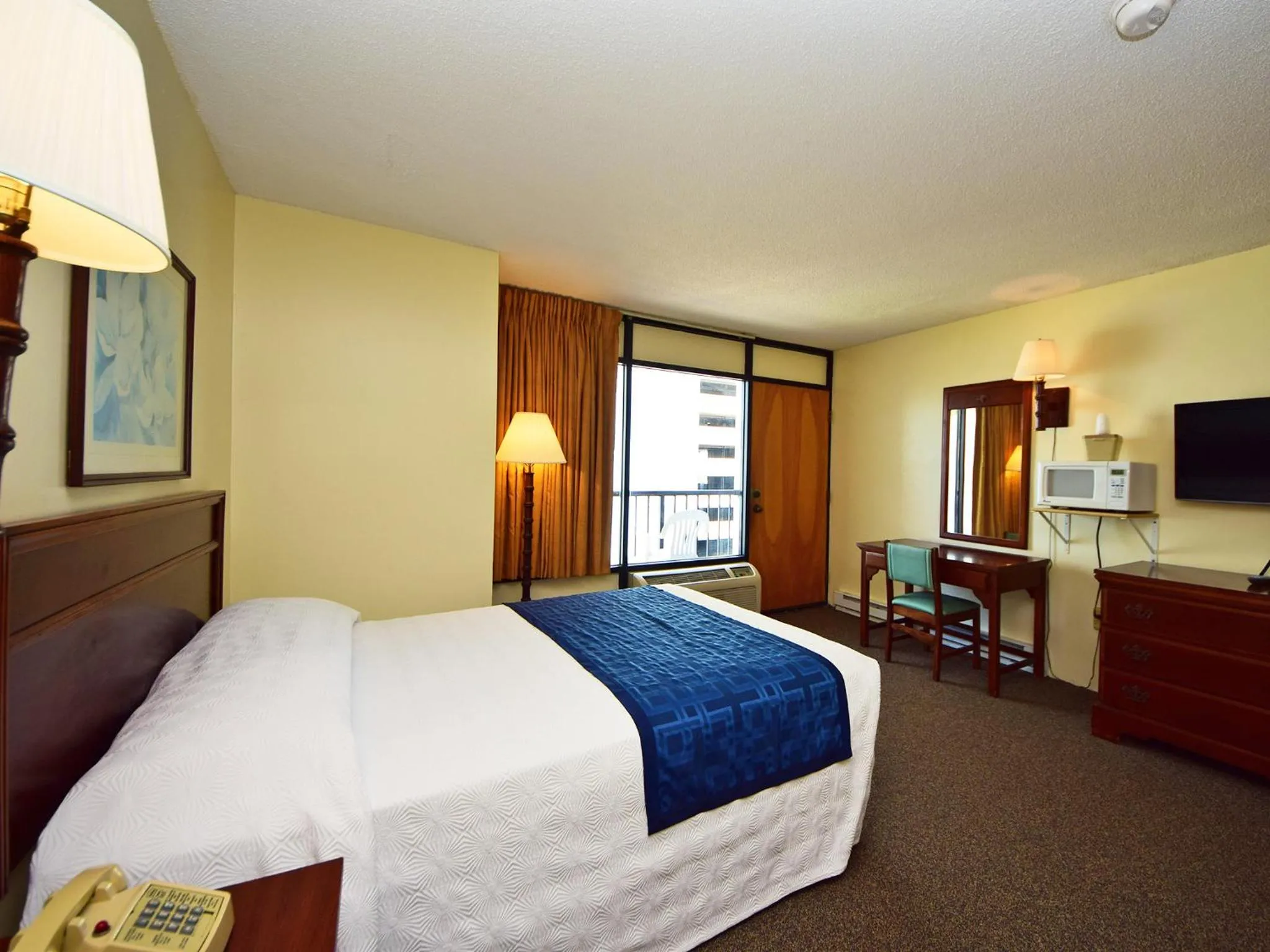 Bedroom, Bed in Holiday Sands South