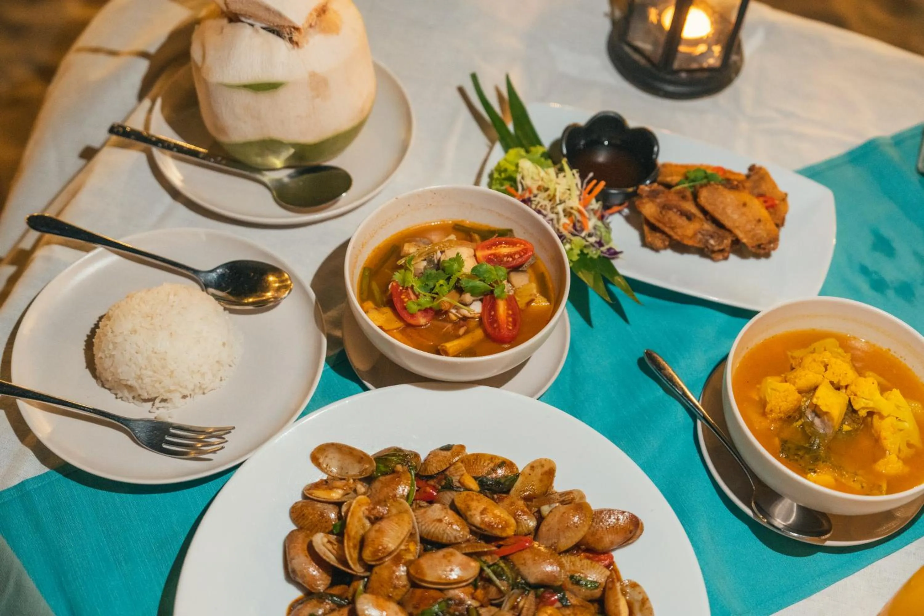 Food and drinks in Vacation Village Phra Nang Lanta - SHA Extra Plus