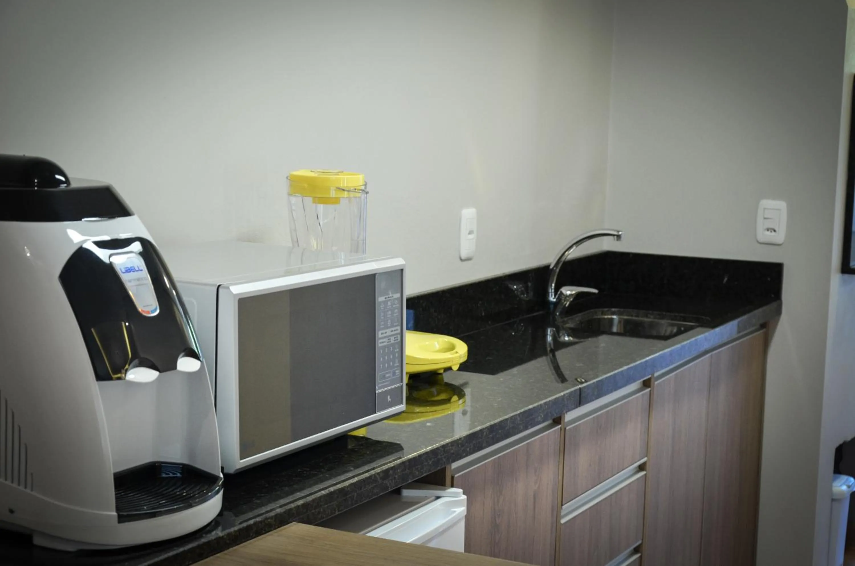 Area and facilities in Viena Flats