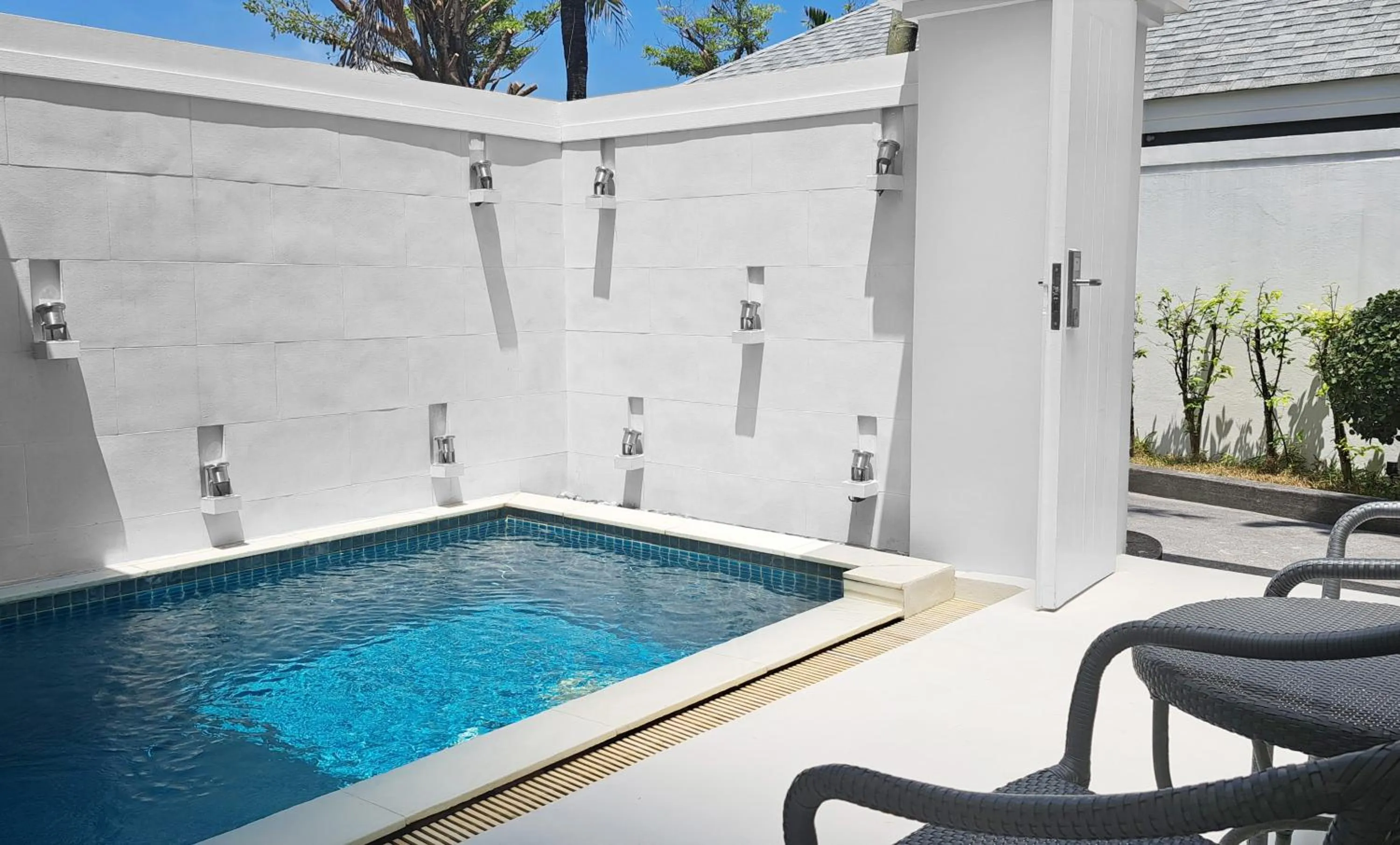 Swimming pool in Samui Resotel Beach Resort