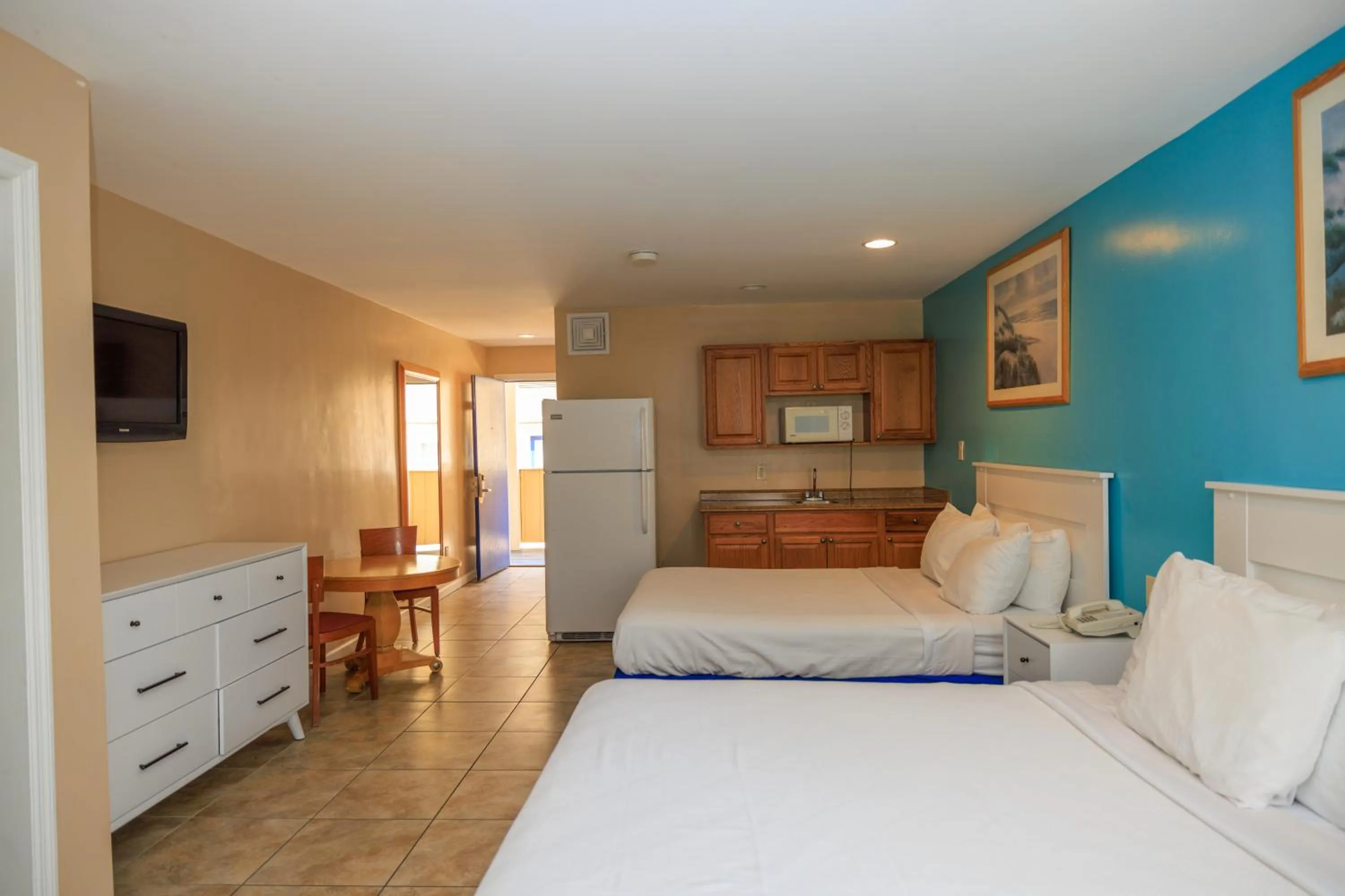 Bed in The White Sands Resort and Spa