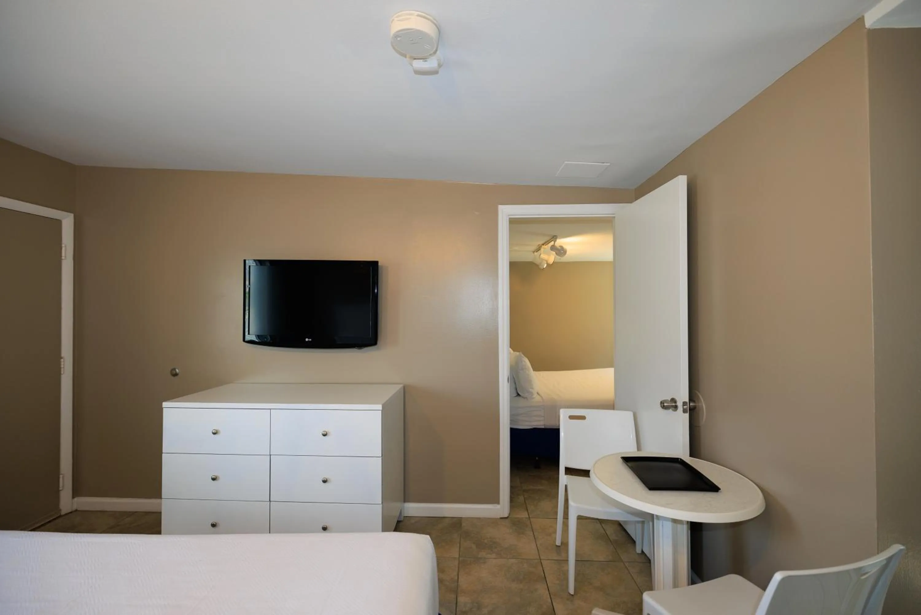 Bed in The White Sands Resort and Spa