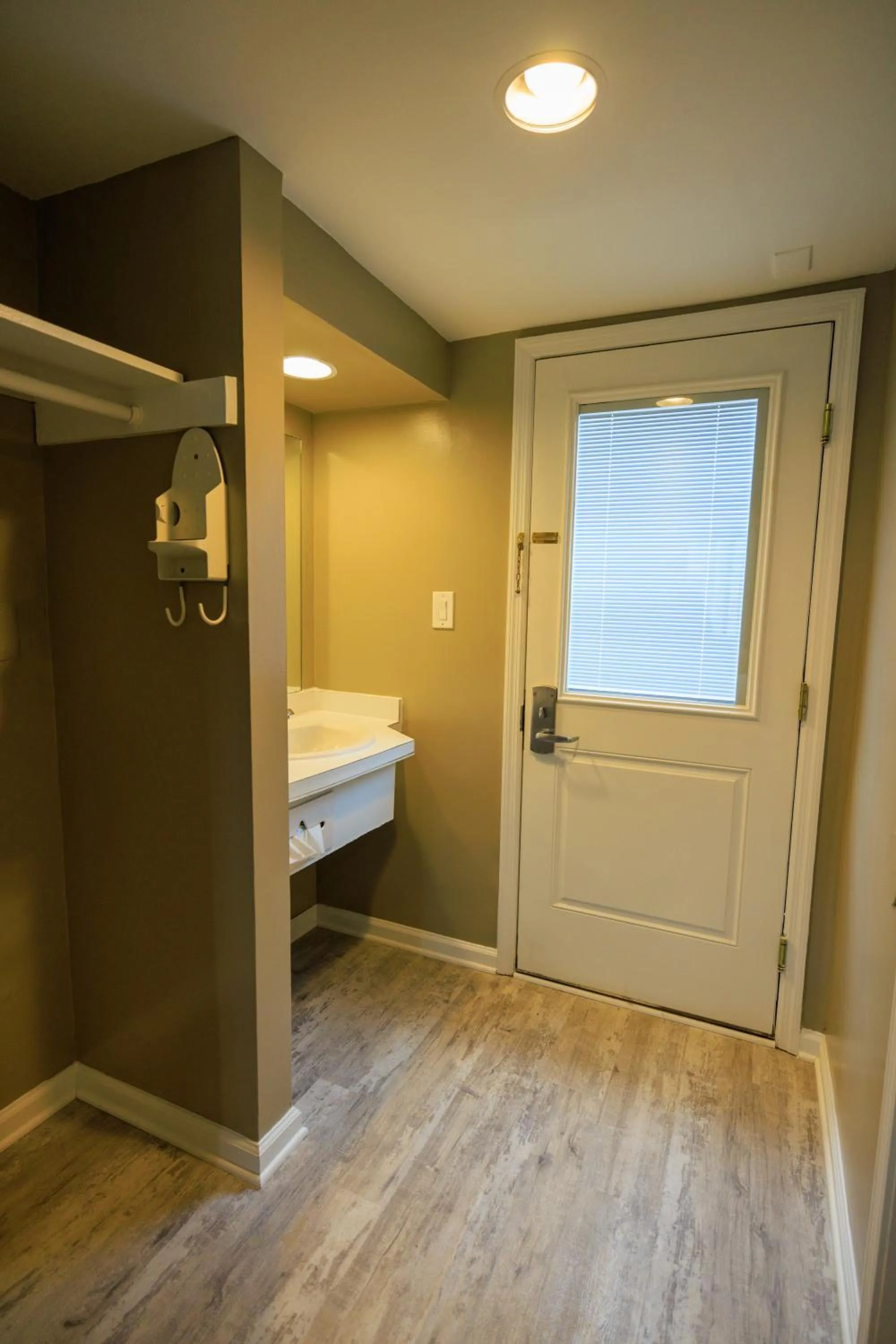 Bed in The White Sands Resort and Spa