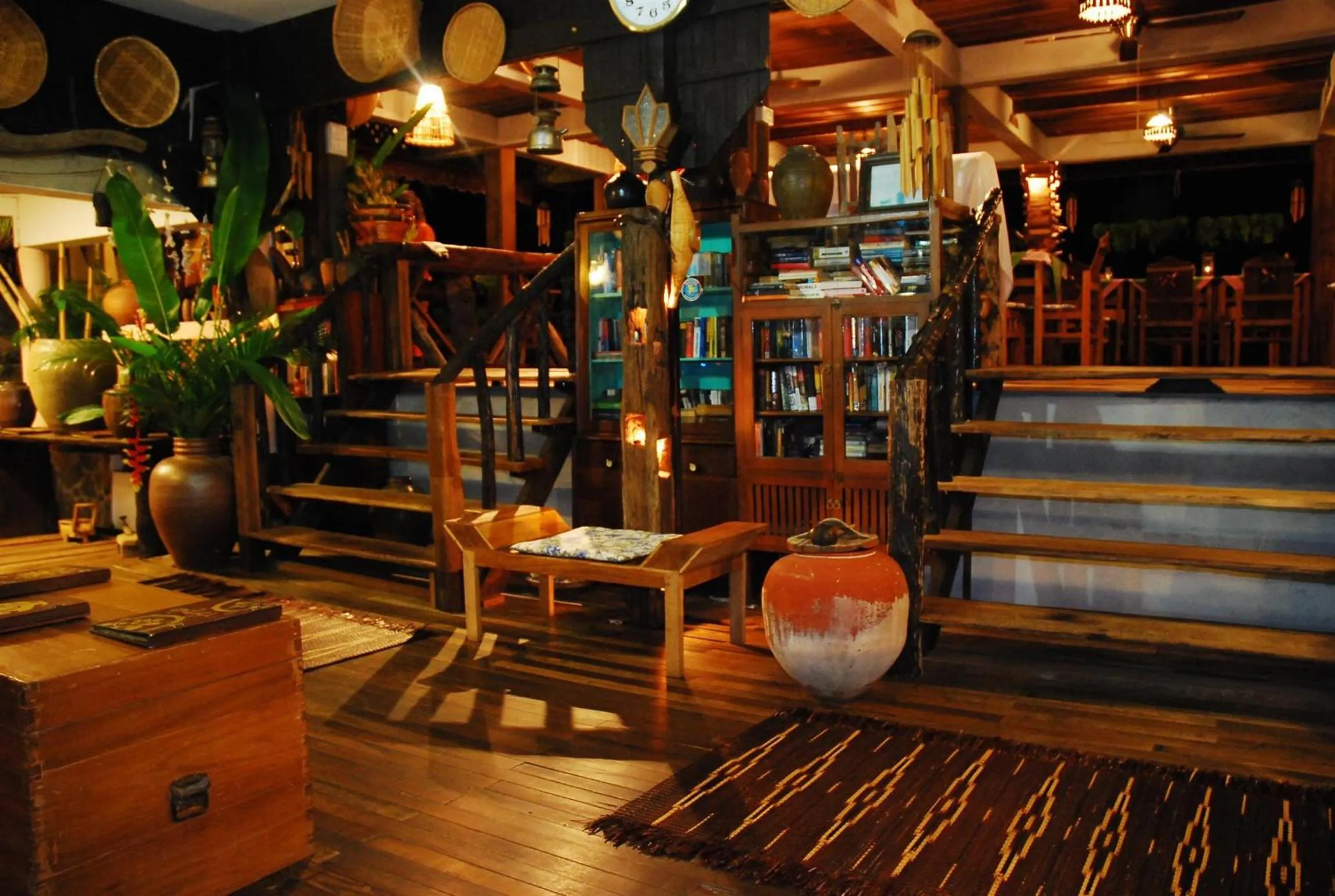 Restaurant/places to eat in Varinda Resort