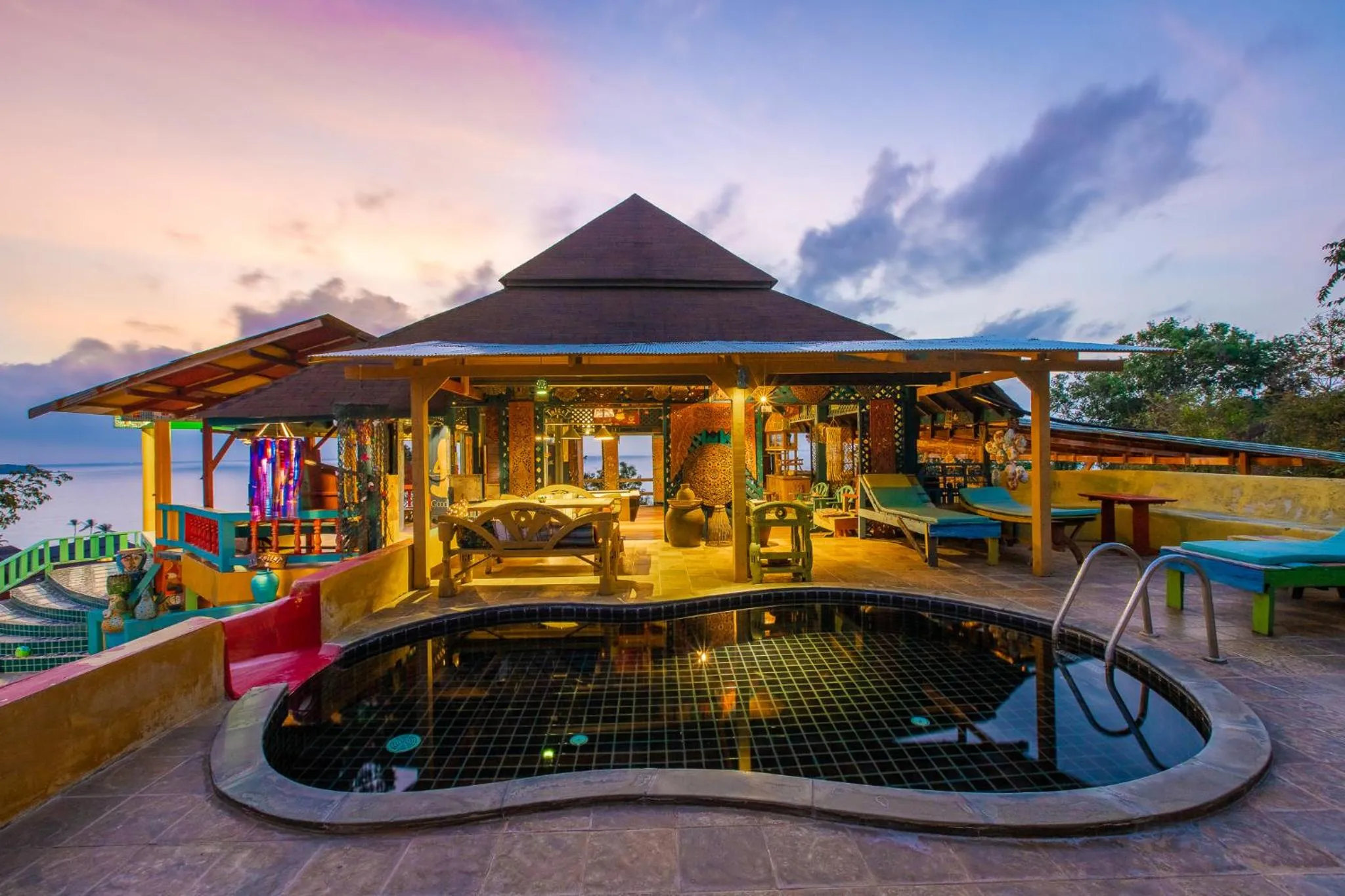 Swimming pool in Varinda Resort