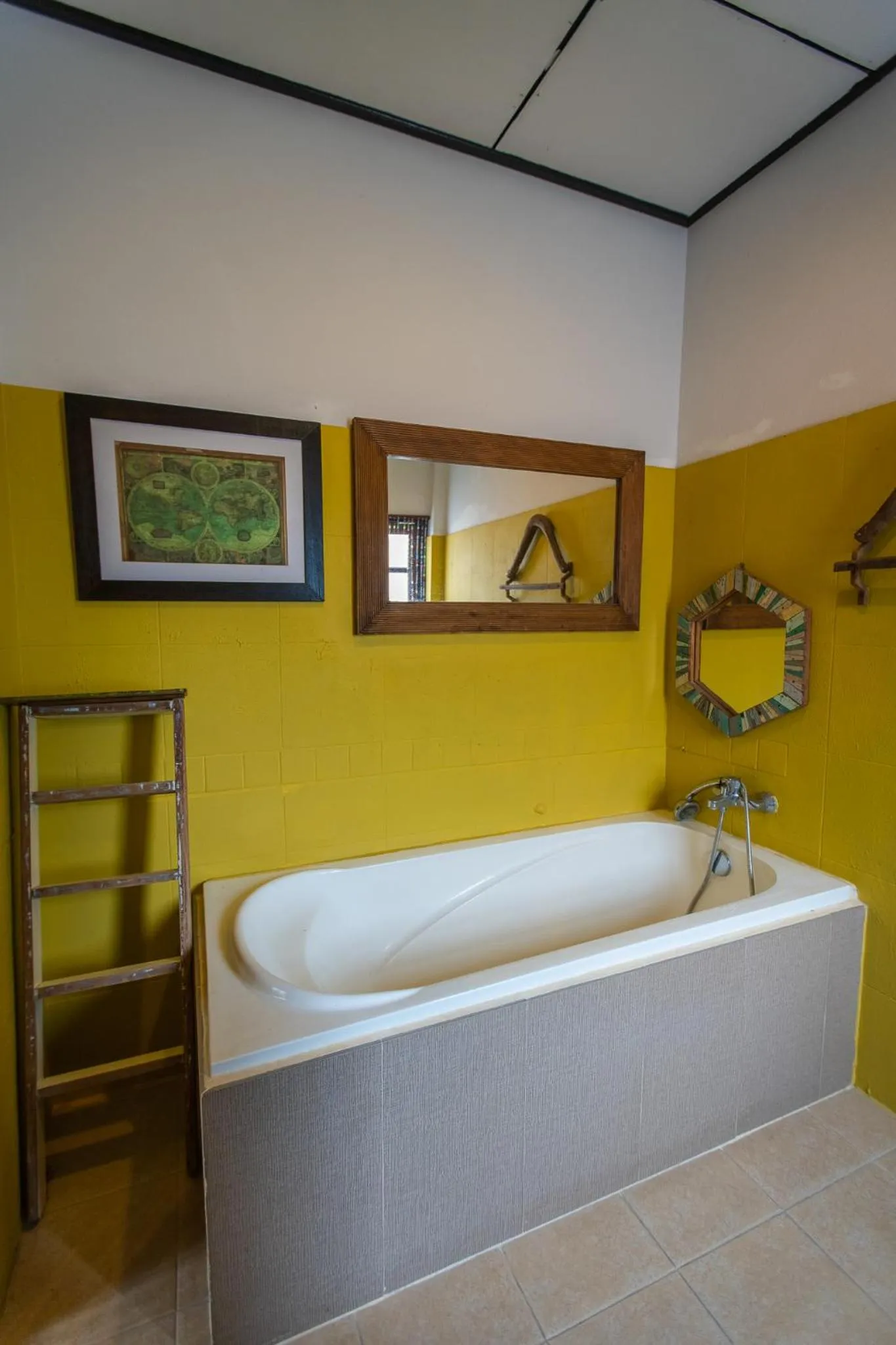 Bathroom in Varinda Resort