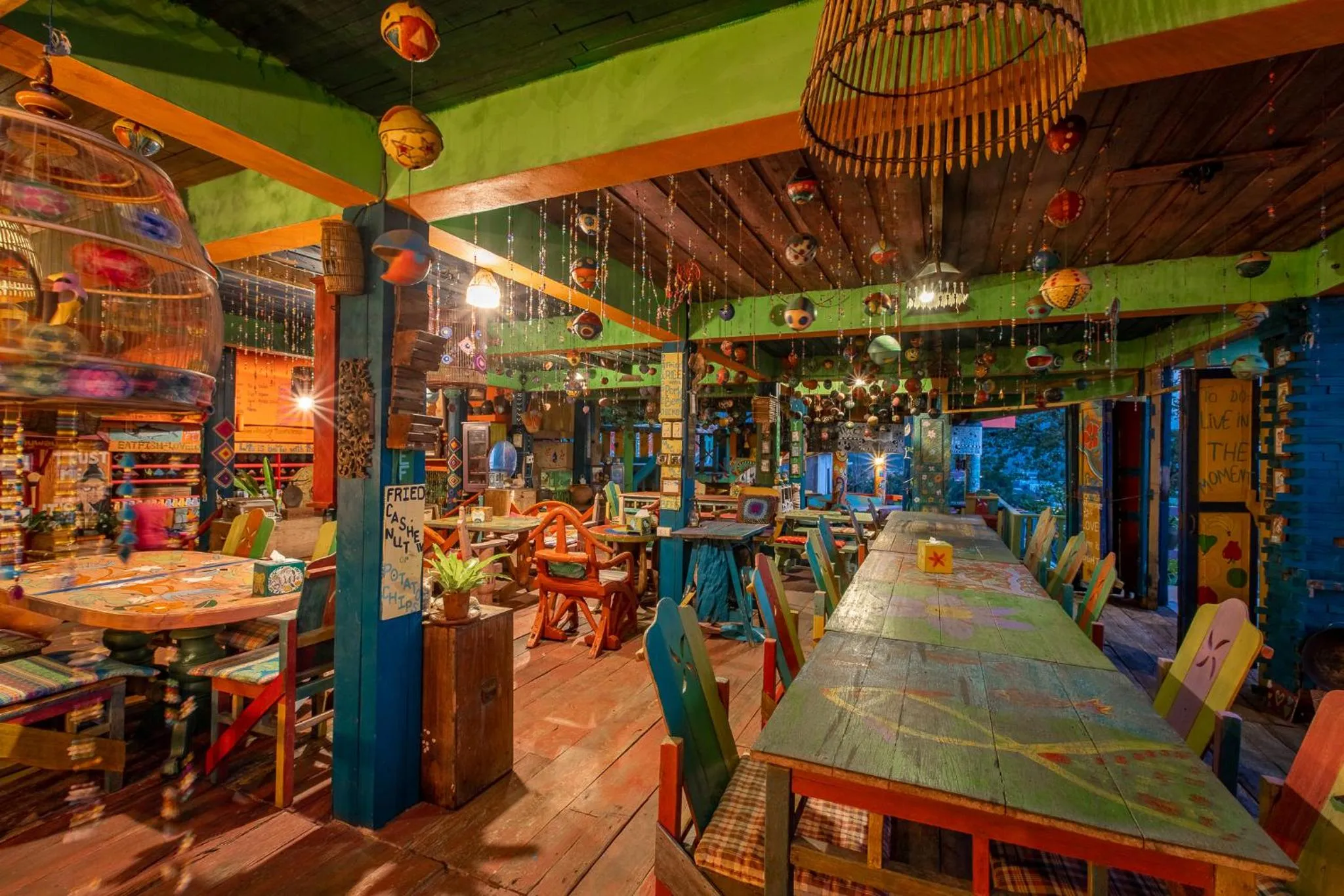 Restaurant/places to eat in Varinda Resort