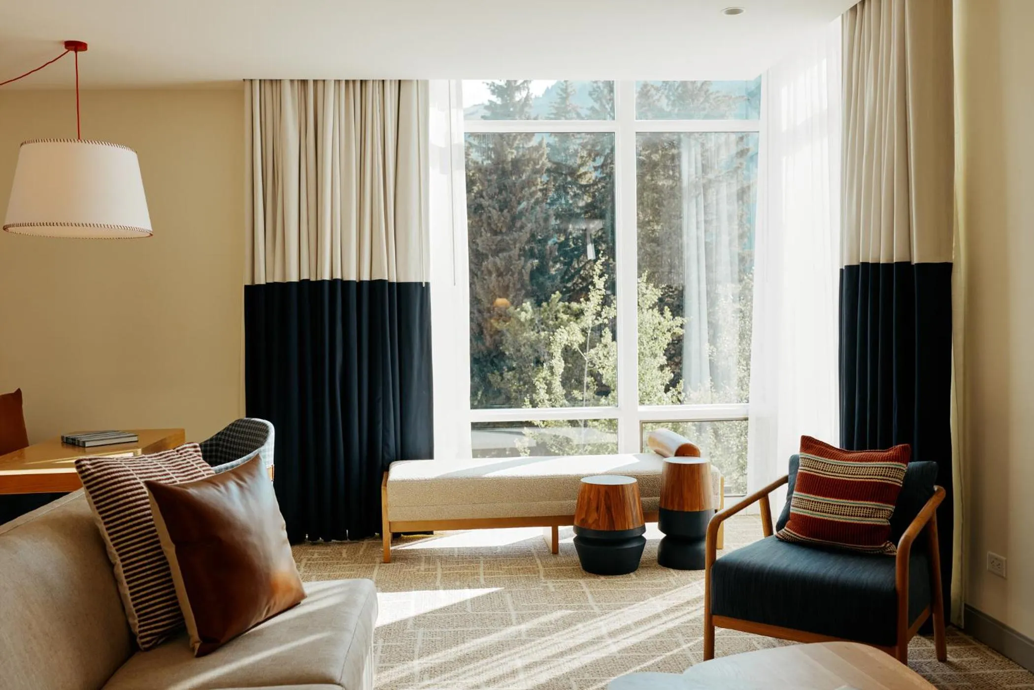 Seating area in Limelight Hotel Ketchum