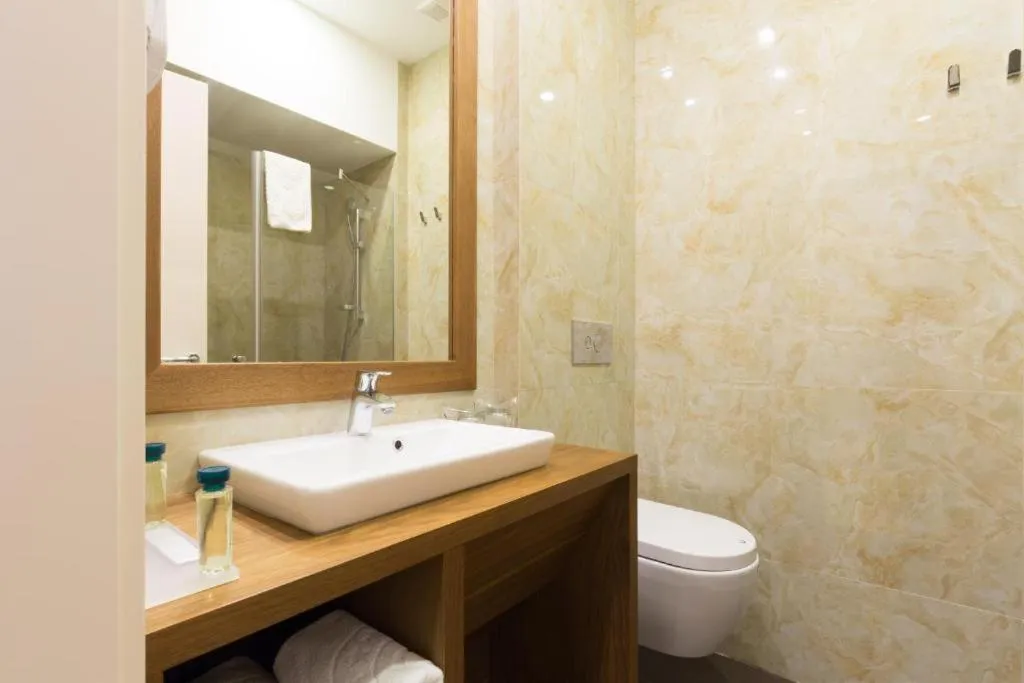 Bathroom in Hotel City Savoy
