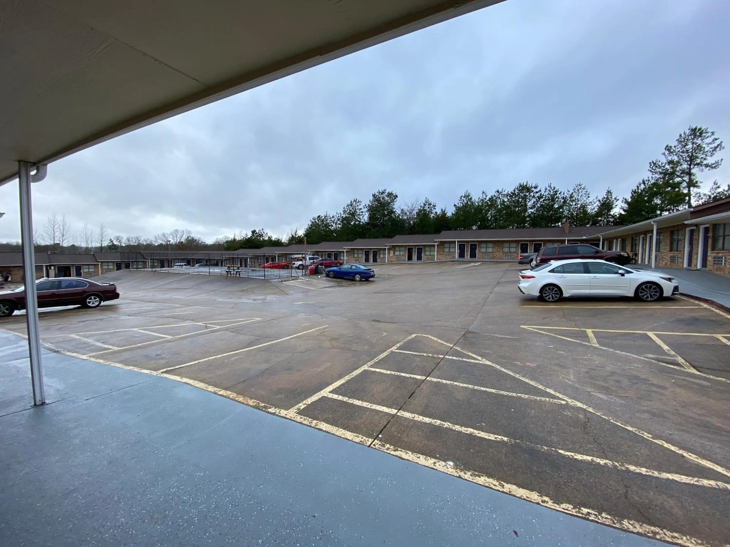 Property building in Town House Motel