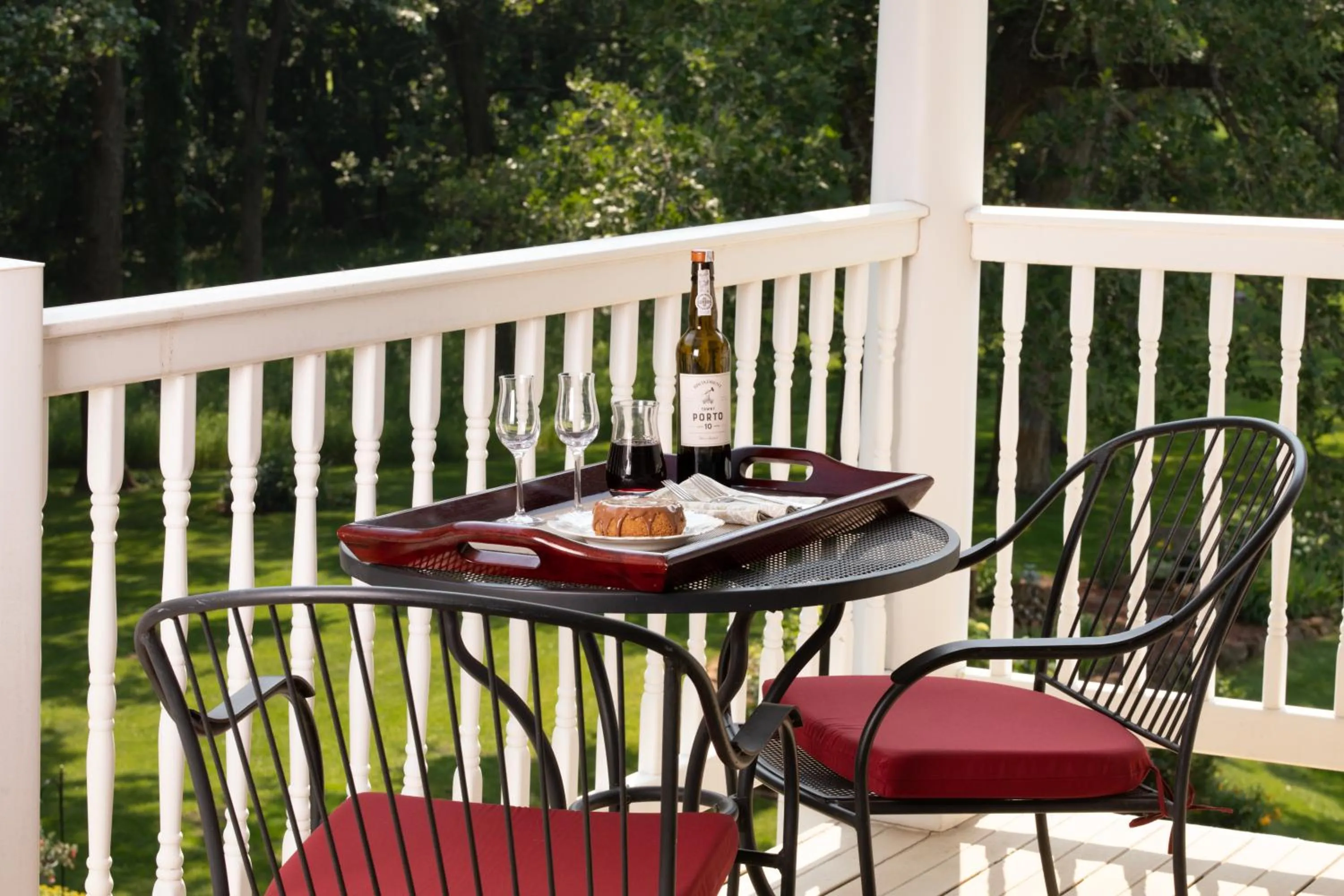 Food and drinks in The Oakwood Inn Okoboji