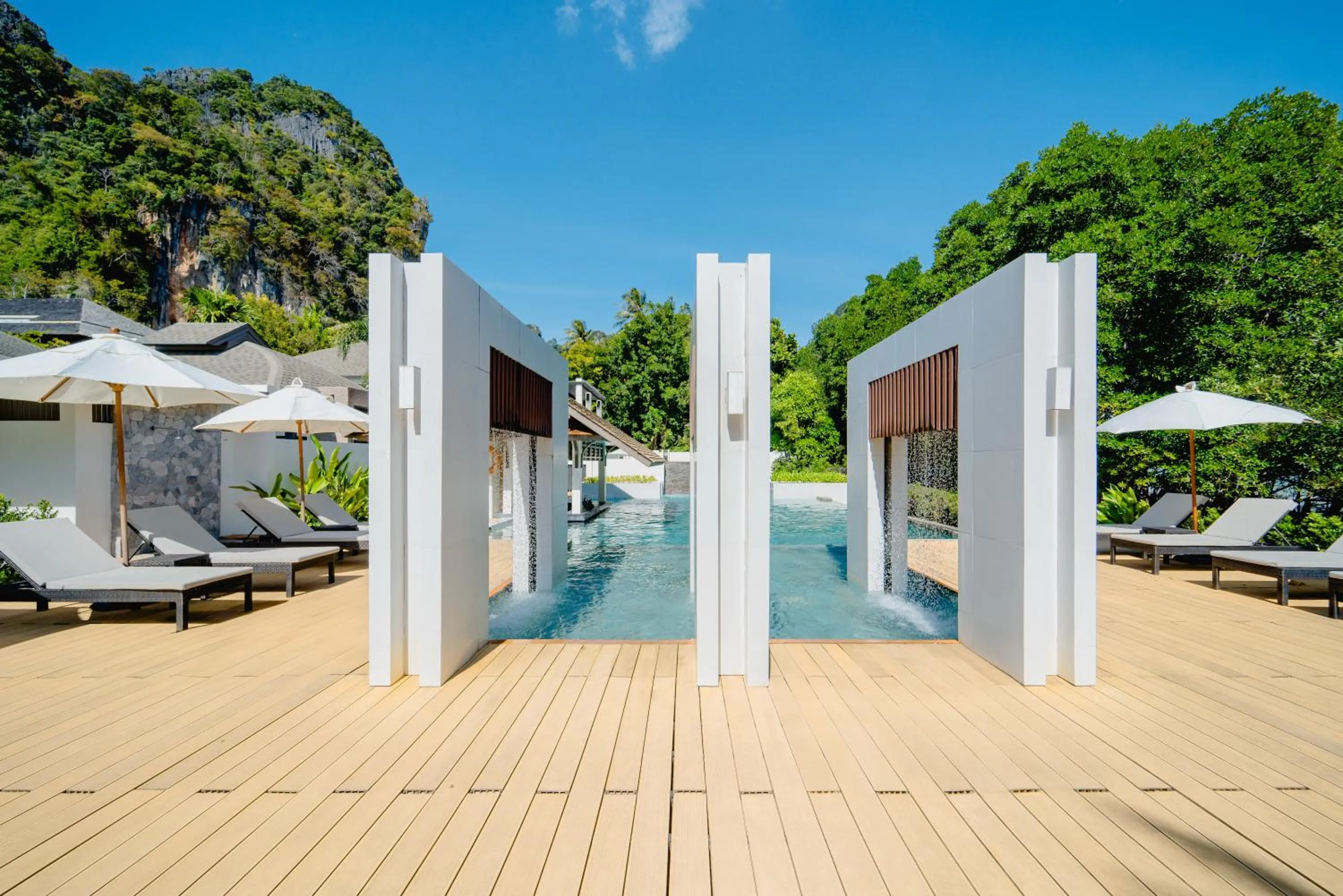 Swimming pool in Bhu Nga Thani Resort & Villas Railay