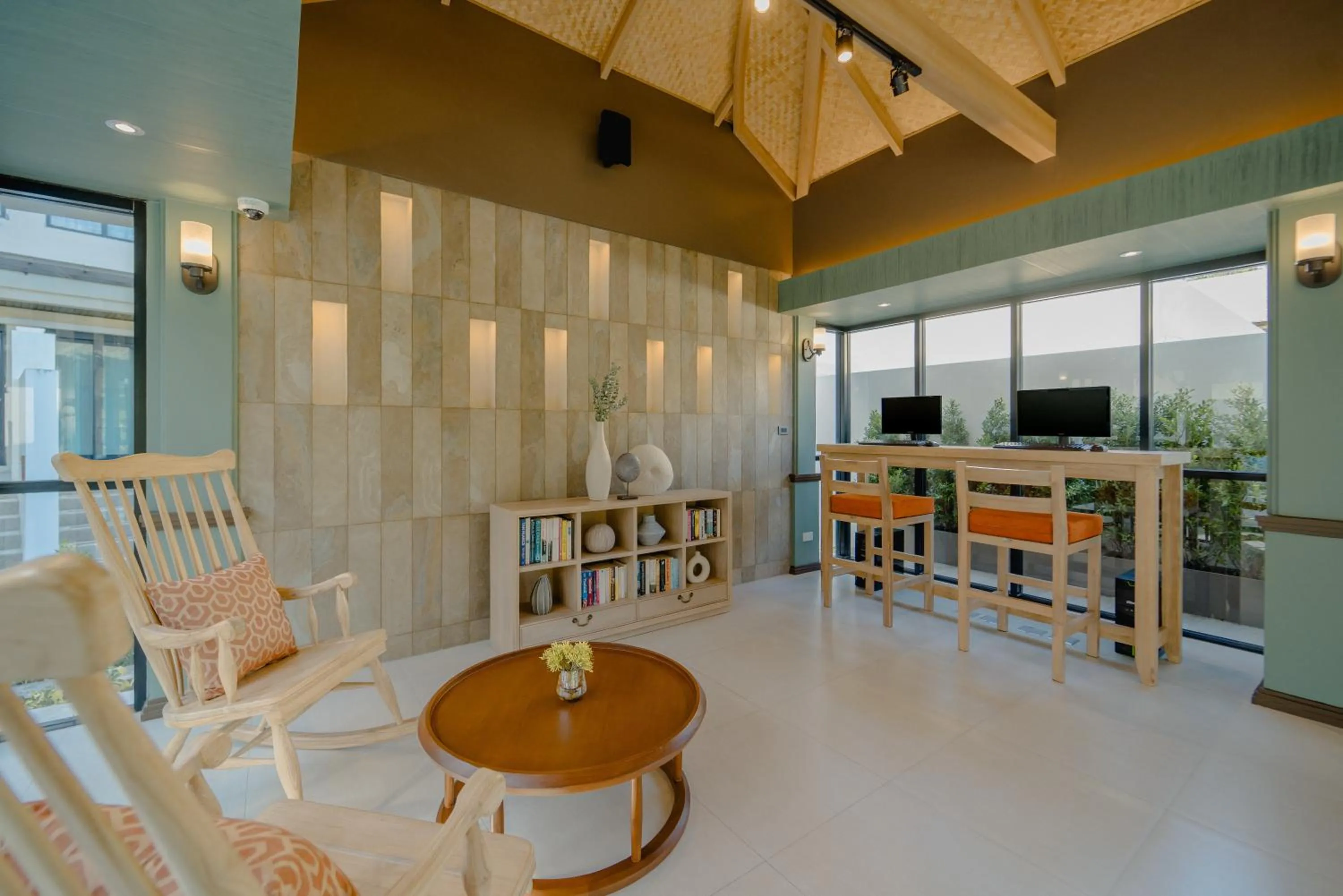 Seating area in Bhu Nga Thani Resort & Villas Railay