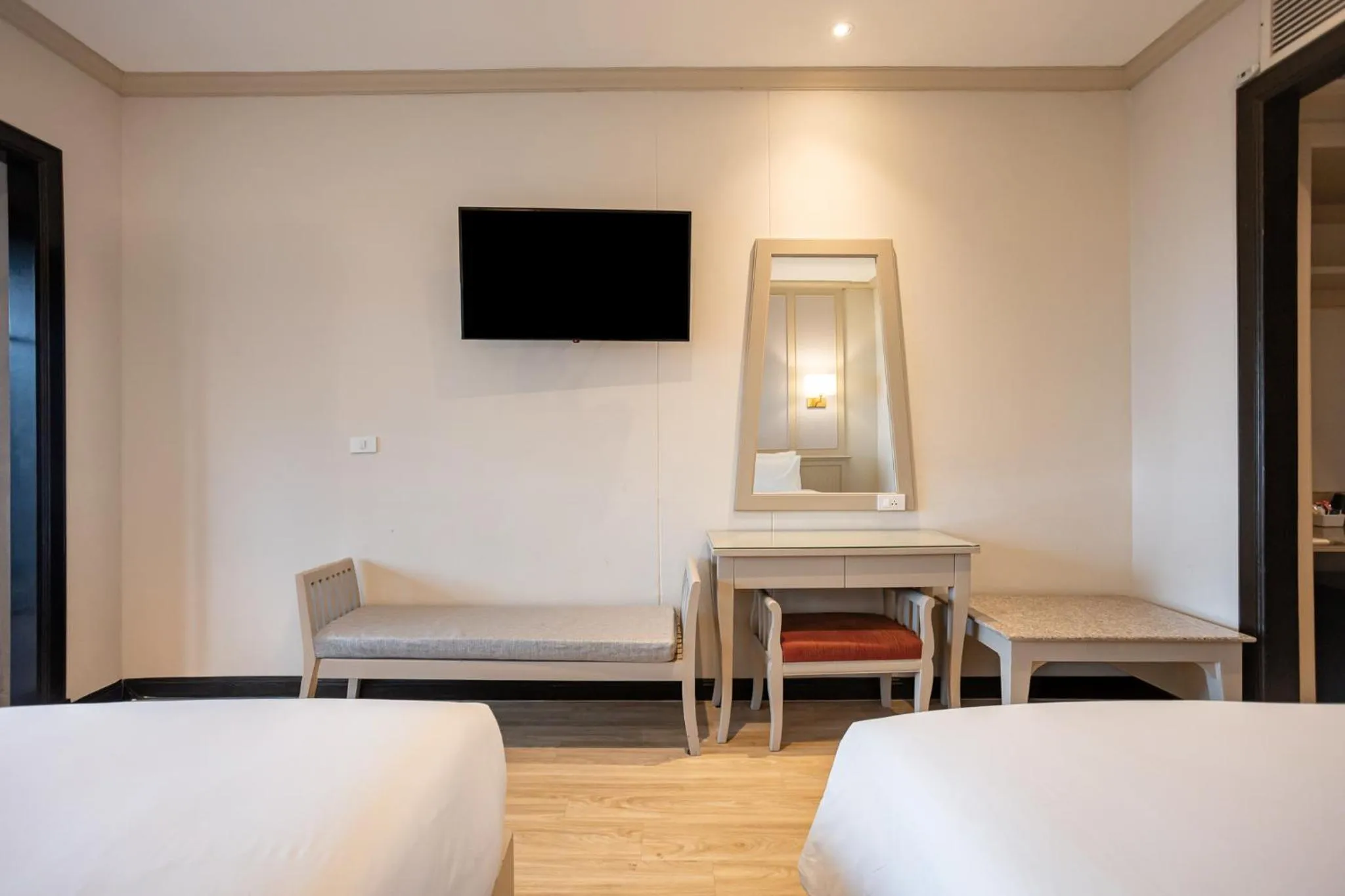 Bedroom, Bed in Pinnacle Grand Jomtien Resort and Beach Club