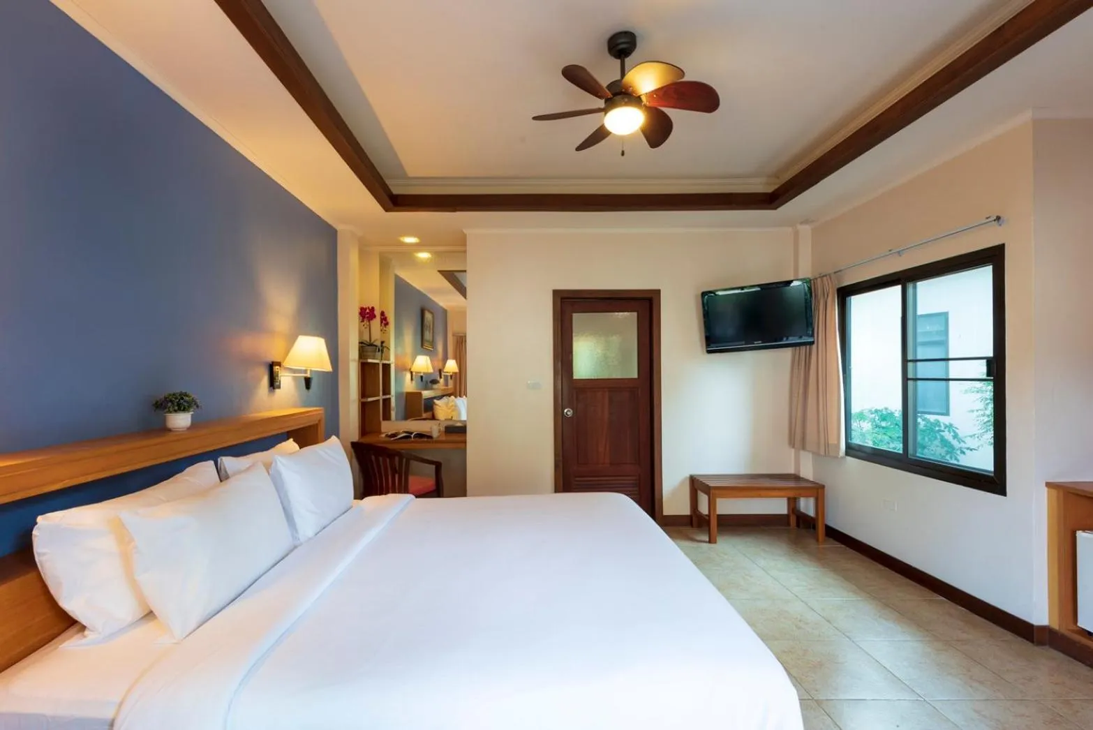 Bedroom, Bed in Pinnacle Grand Jomtien Resort and Beach Club