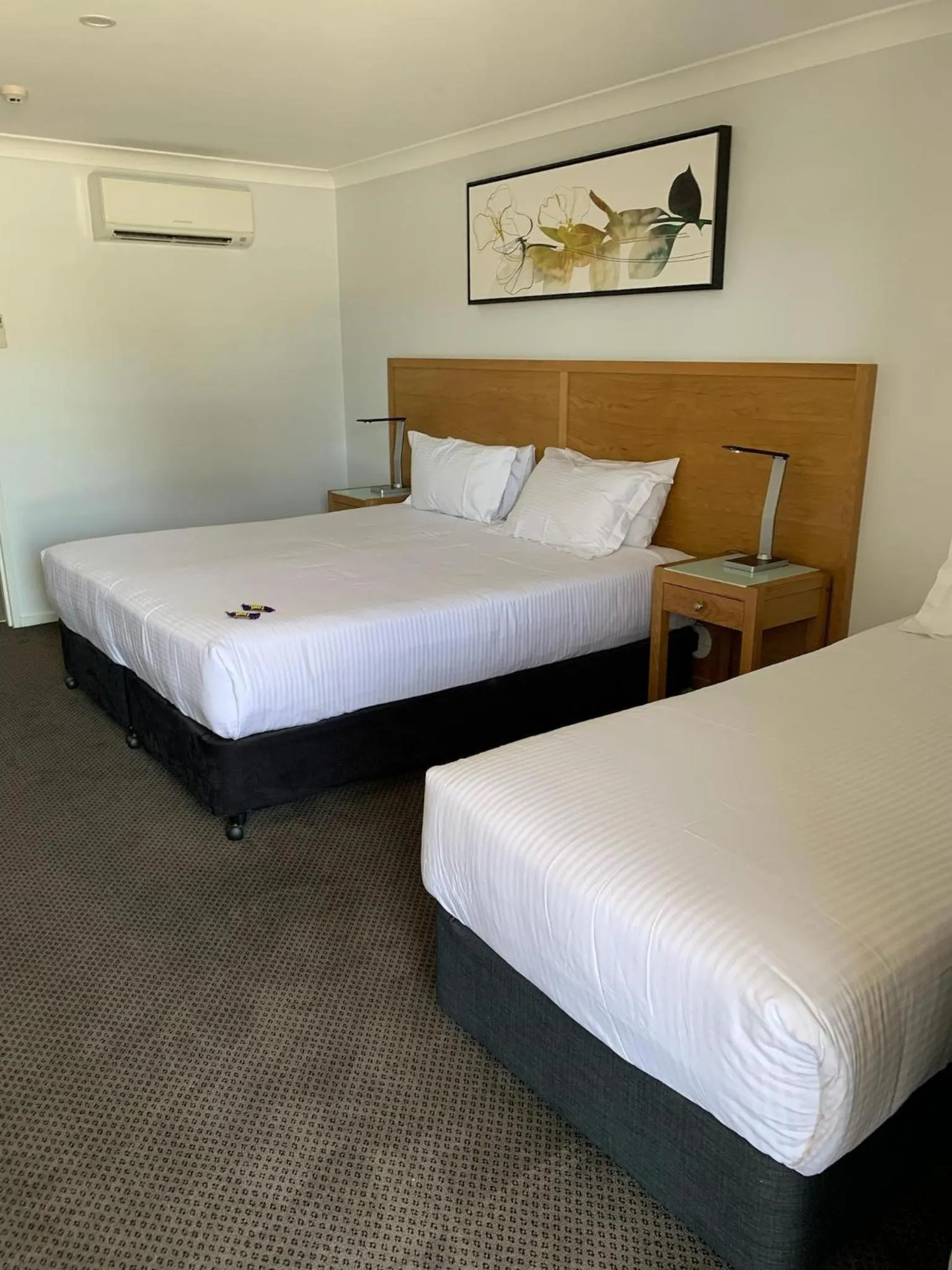 Bed in Best Western Club Quirindi Motel
